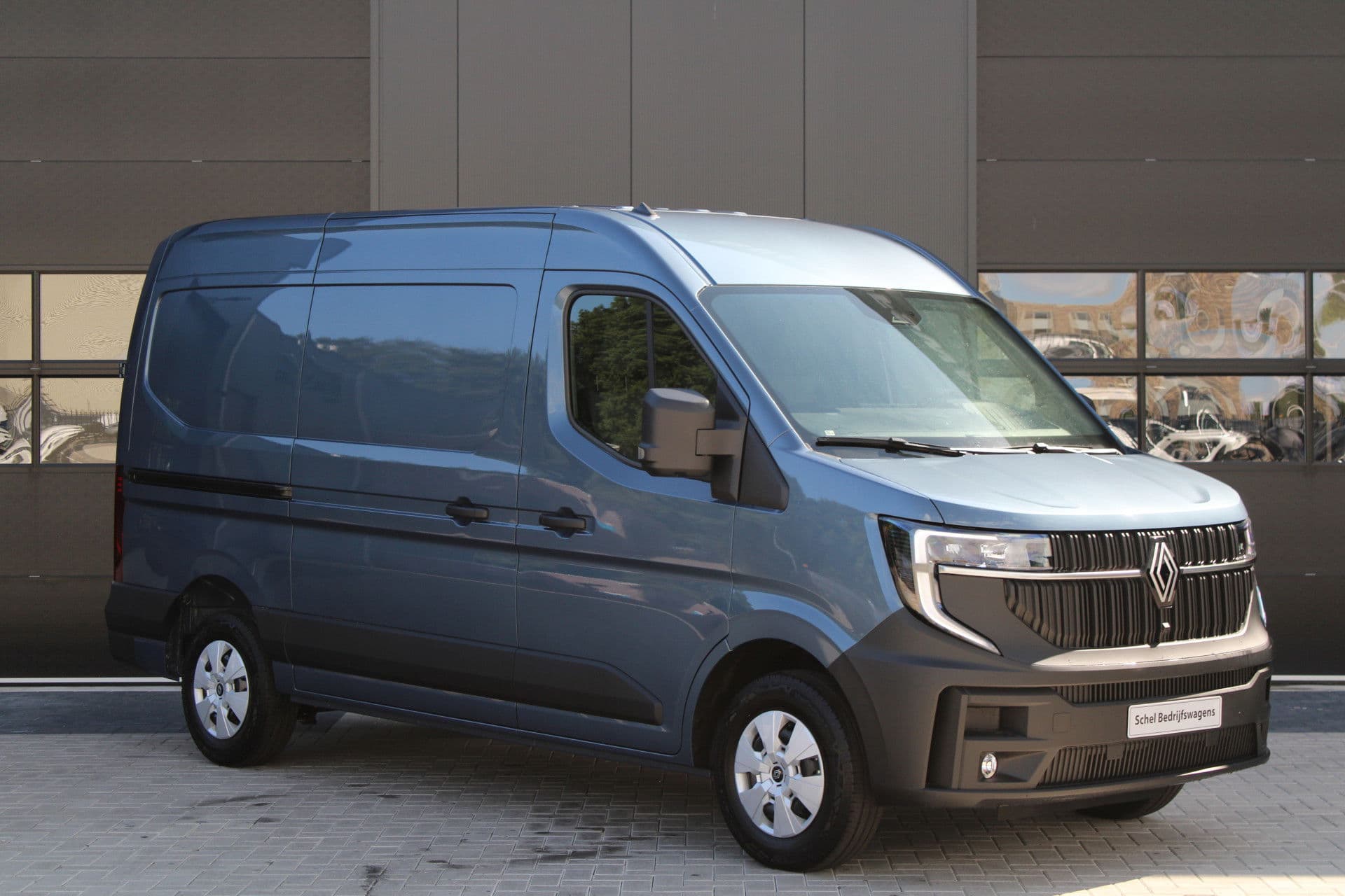 Renault Master T35 2.0 dCi 170pk L2H2 Extra - 2x Schuifdeur - Navigatie - Blind Spot - Camera - Stoelverwarming - Verwarmde voorruit - Rijklaar thumbnail 30