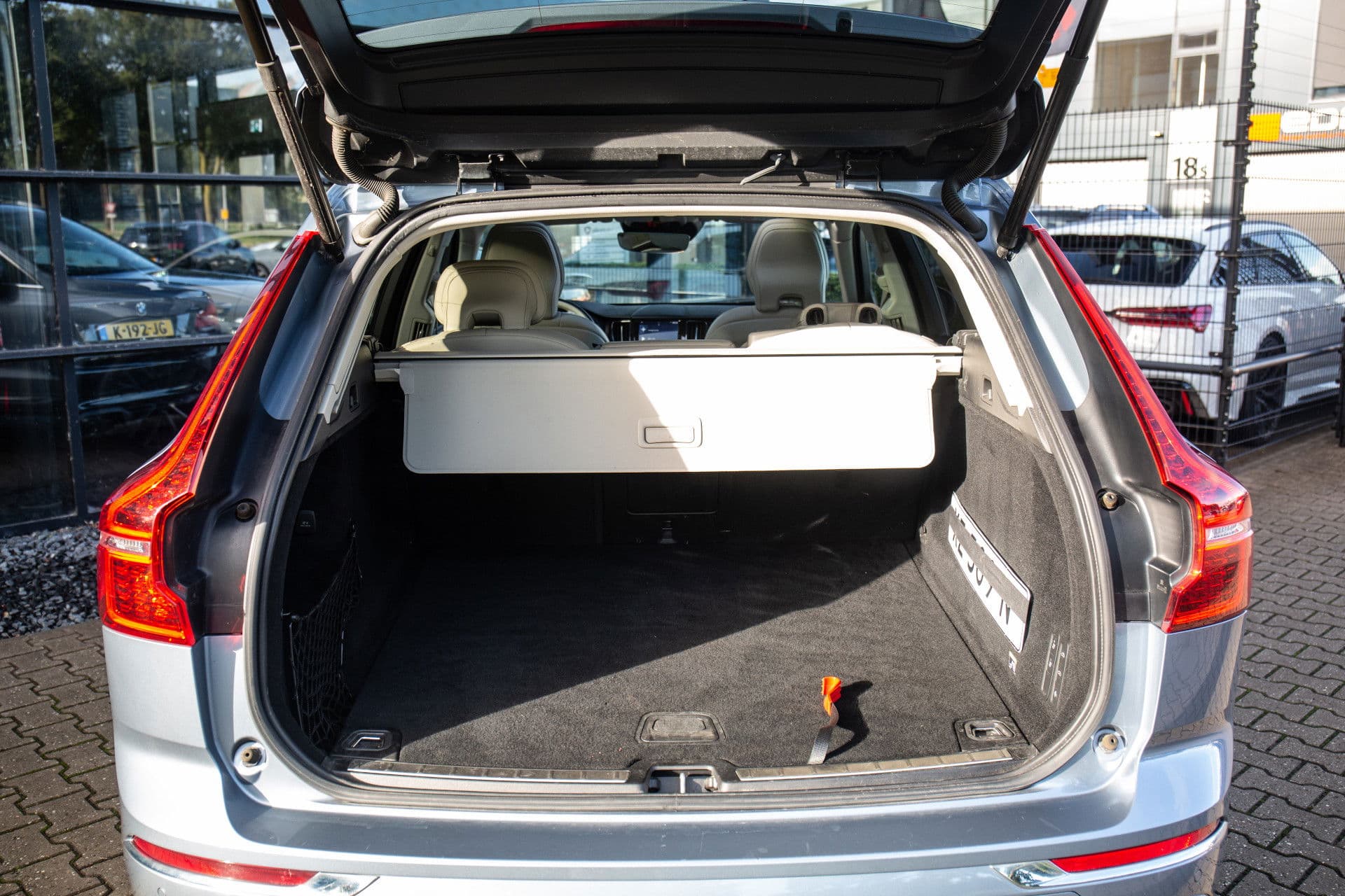 Volvo XC60 2.0 T5 Inscription , Luchtvering, Panoramadak, Trekhaak, Head-up Display, thumbnail 31