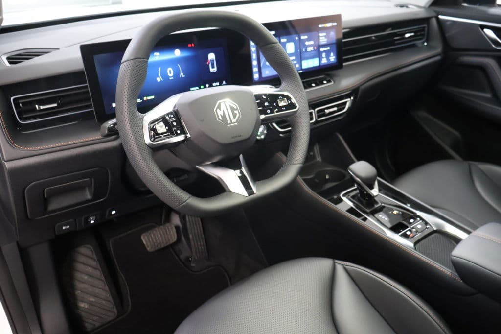 MG HS 1.5 PHEV Luxury | Plug-in | €4.000 Voordeel thumbnail 7