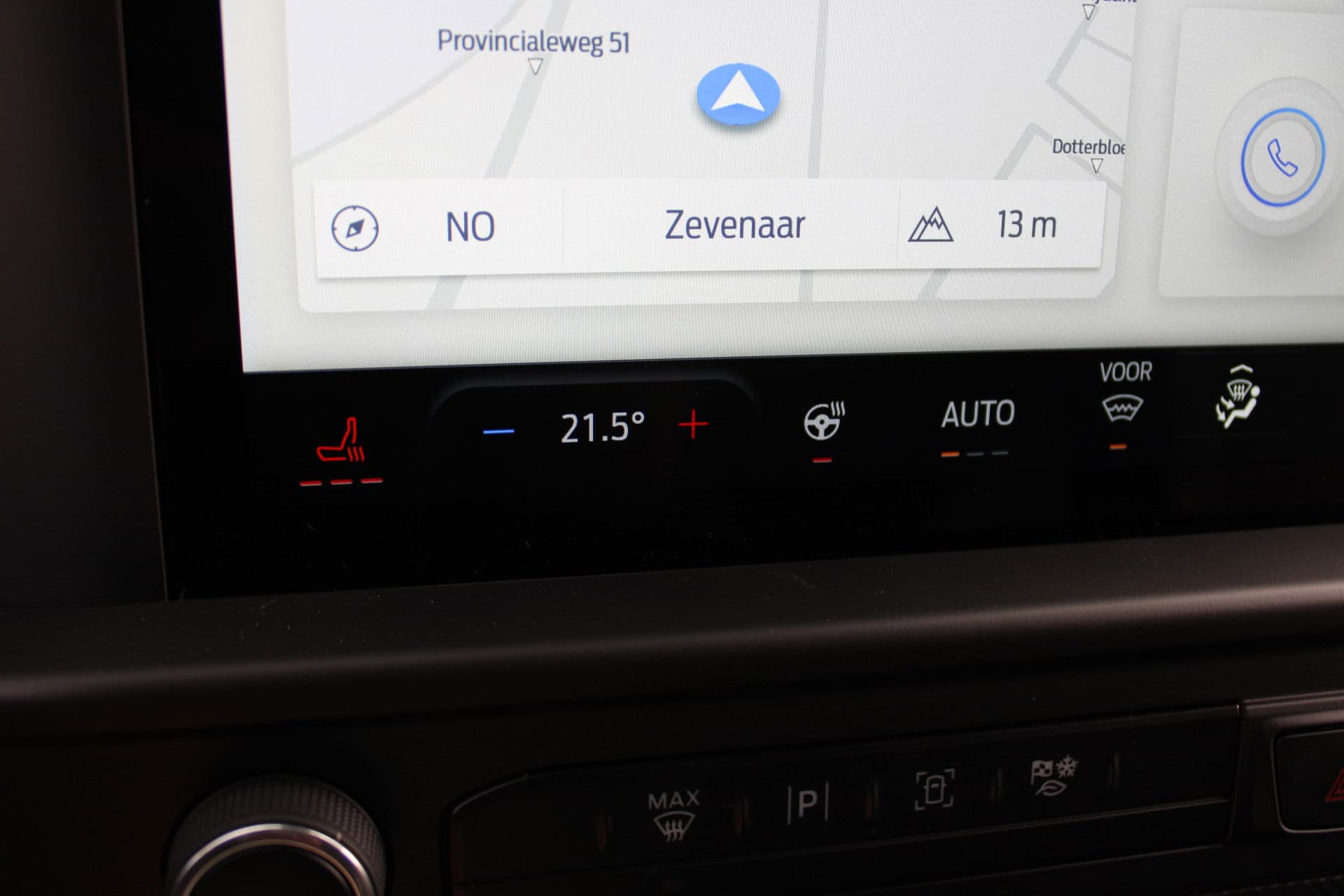 Ford Transit Custom 320 2.5 PHEV L2H1 Trend 232pk - 5 jaar GARANTIE - 2x Schuifdeur - Adaptive Cruise - Blind Spot - Navigatie - Camera - Verwarmd Stuur - Rijklaar thumbnail 19