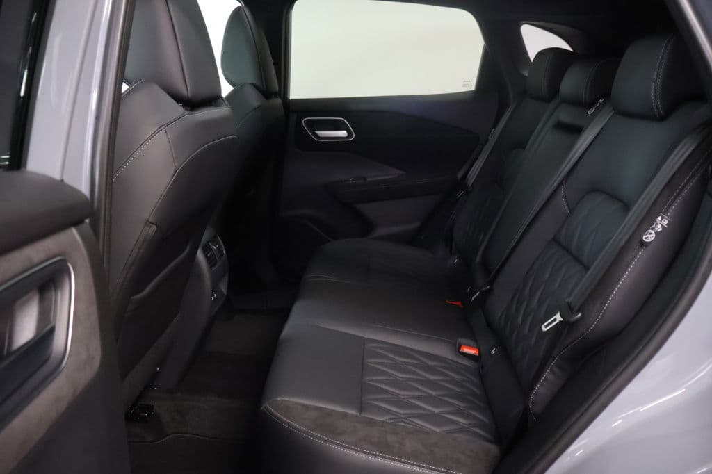 Nissan QASHQAI 1.3 MHEV X Tekna + | Pano | HUD | Leder thumbnail 29