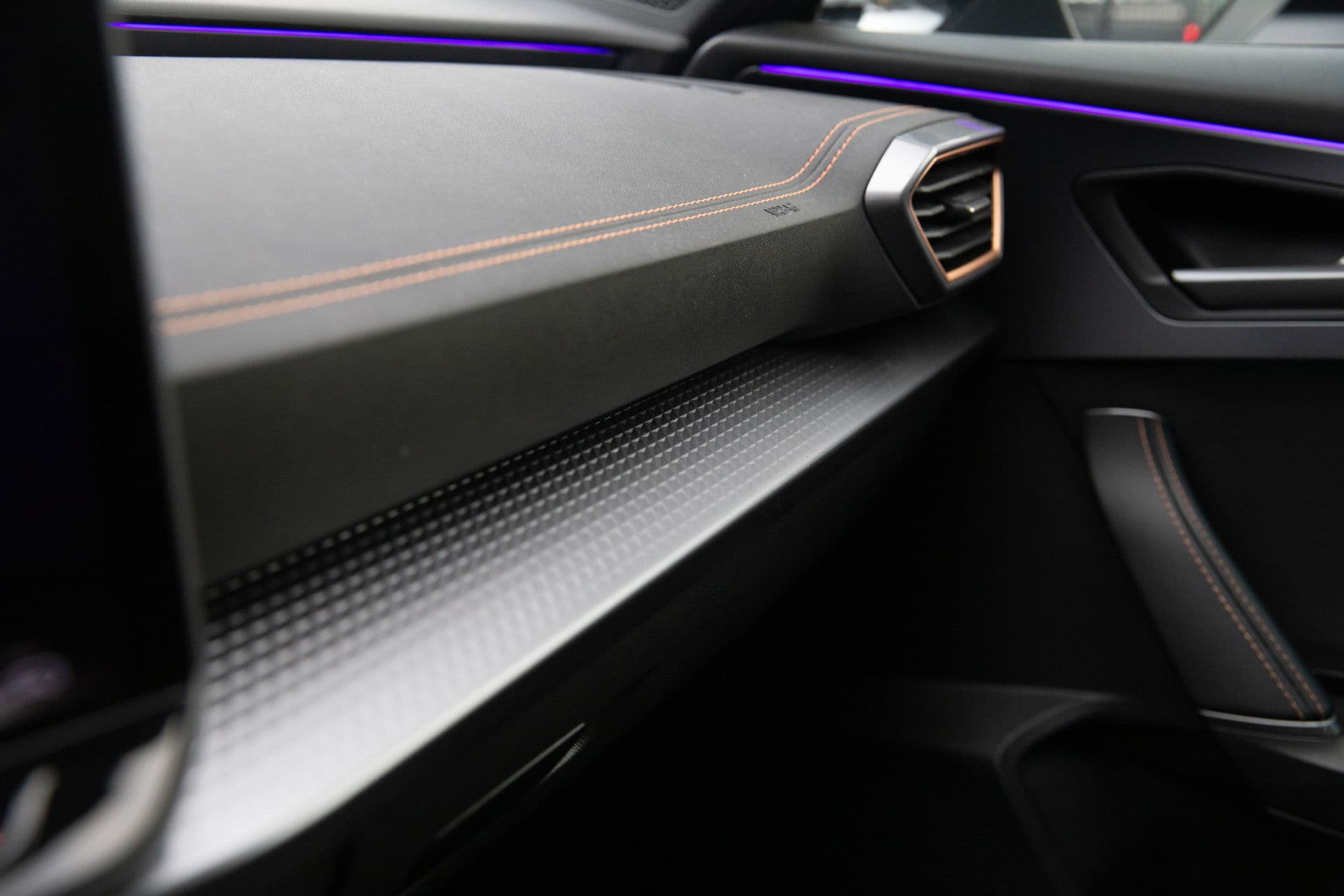 CUPRA Formentor 1.5 eTSI Business Edition Plus , Adap. cruise, Sfeerverlichting, Groot Scherm, thumbnail 27