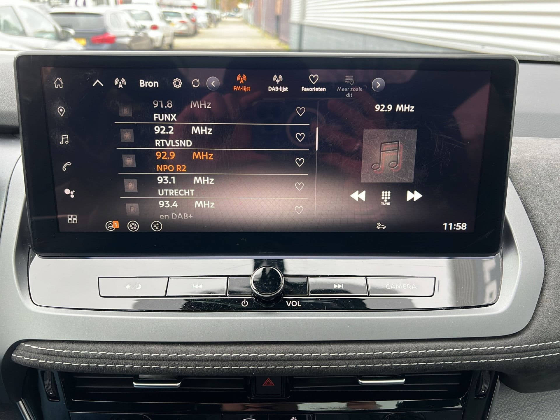 Nissan QASHQAI 1.3 MHEV Xtronic Tekna Plus | Pano | HUD | Adaptive | Bose | Leer | Keyless thumbnail 24