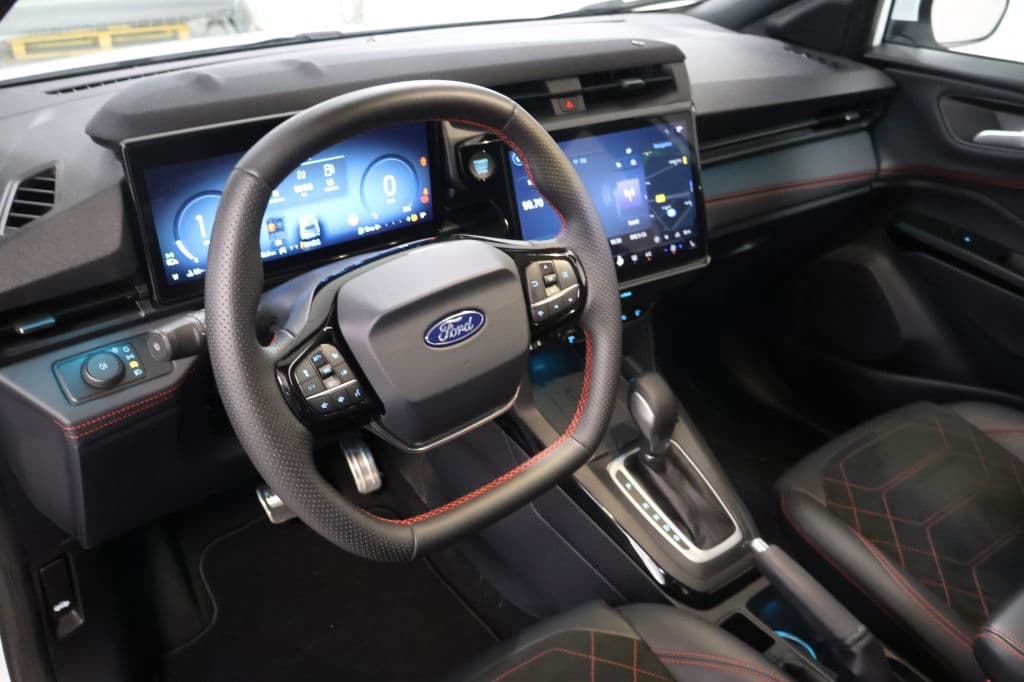 Ford Puma 1.0 EcoBoost Hybride ST-Line X | 155pk | Pano | Trekhaak thumbnail 7