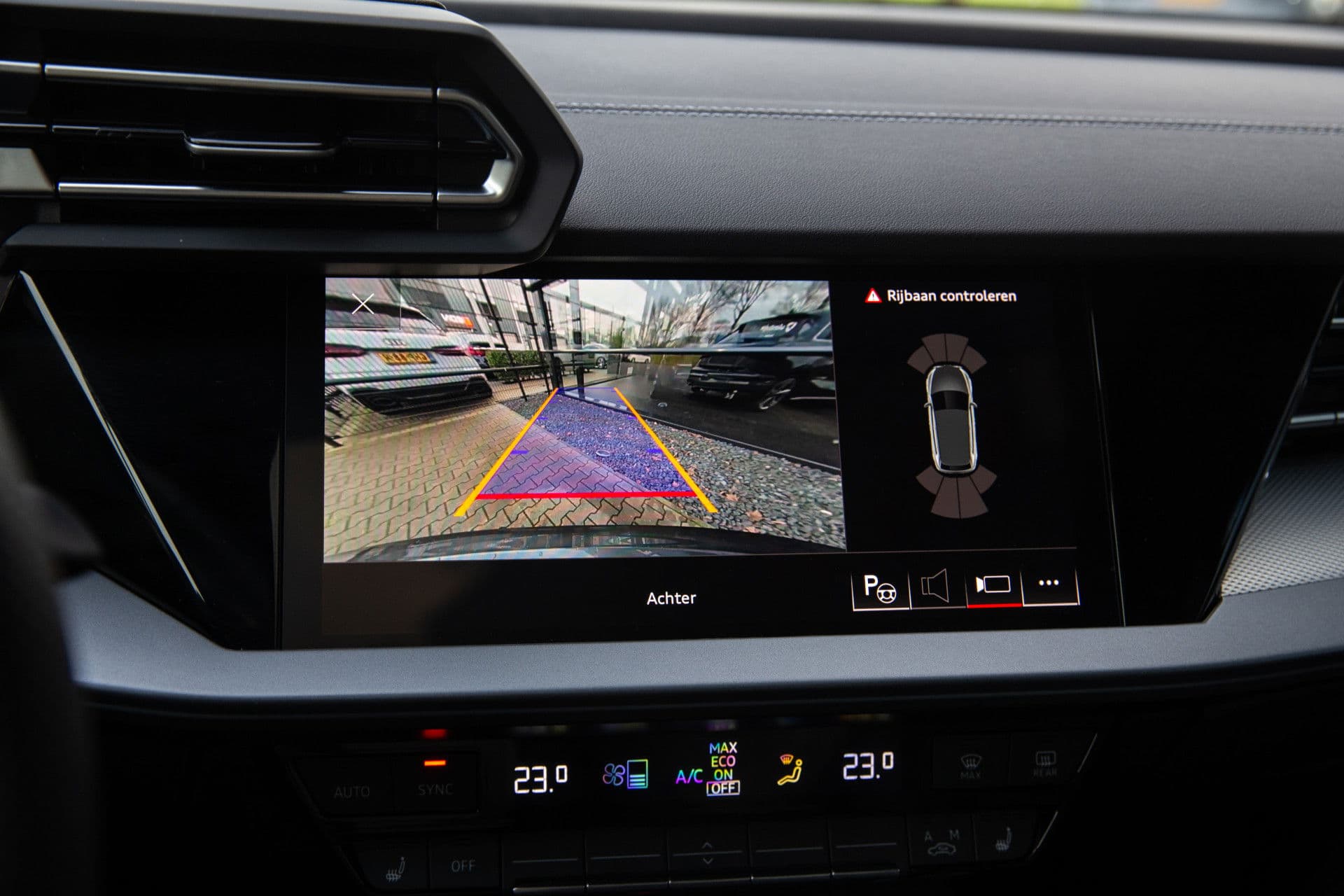 Audi A3 Sportback 35 TFSI S edition , Panoramadak, Sonos audio, Adap. cruise, Sfeerverlichting thumbnail 22