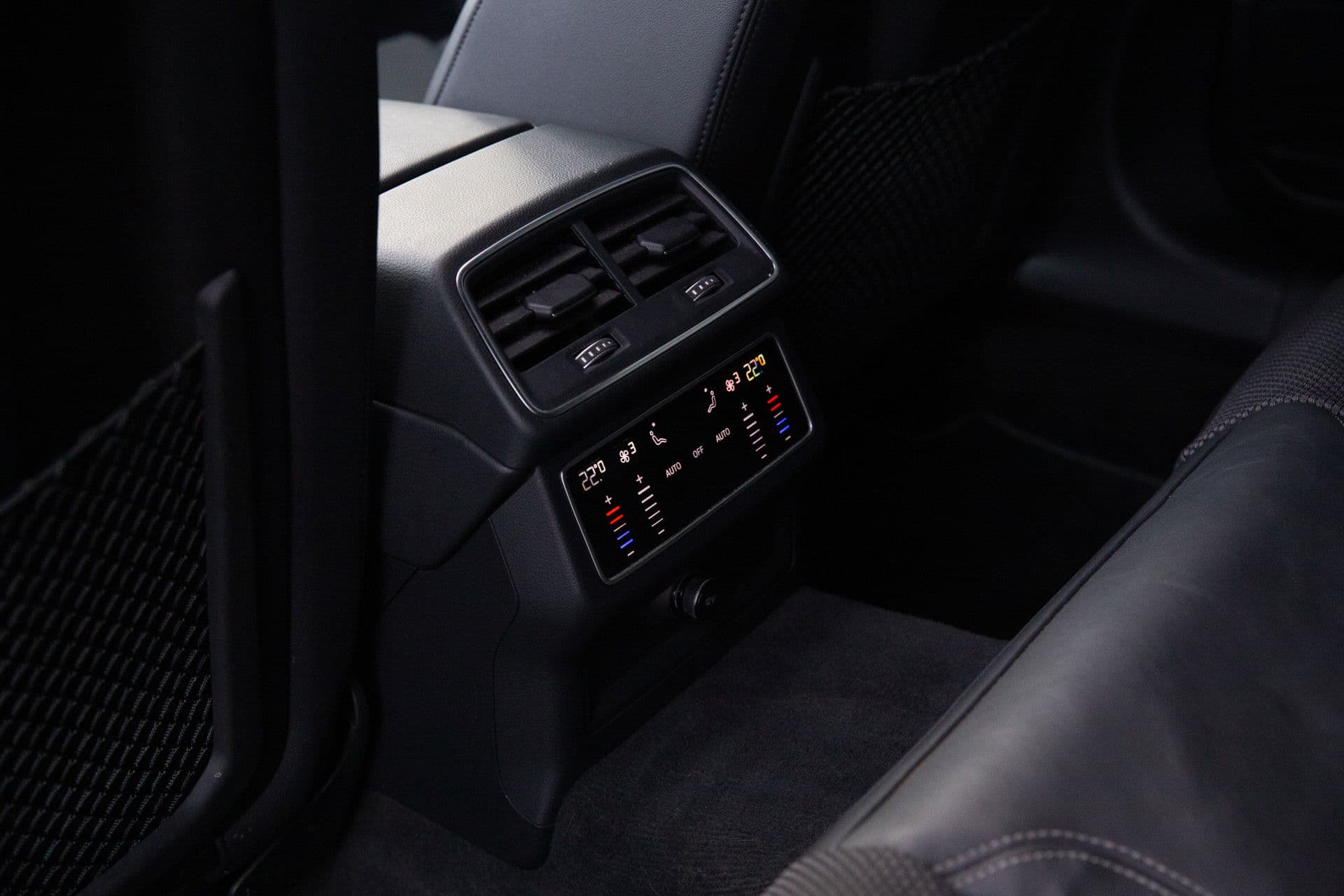 Audi A6 Avant 55 TFSI e quattro Pro Line S Competition , Ultra blauw, Panoramadak, 3D camera, B&O, Trekhaak, thumbnail 31