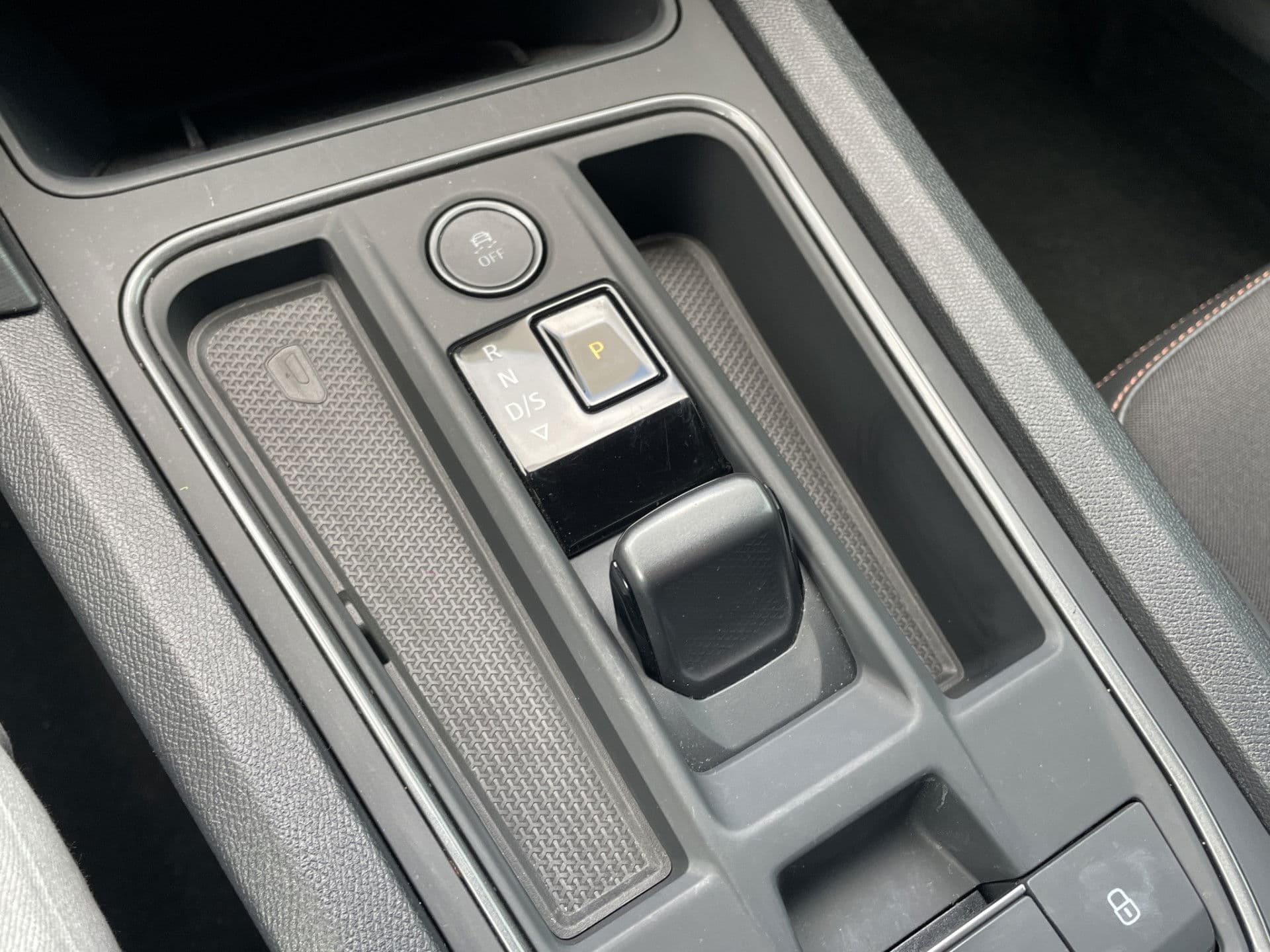 CUPRA Formentor 1.4 e-Hybrid VZ Copper Edition Pano/Schuifdak | Elec.stoel | Trekh | Stoel/stuurverw. | 360* thumbnail 26