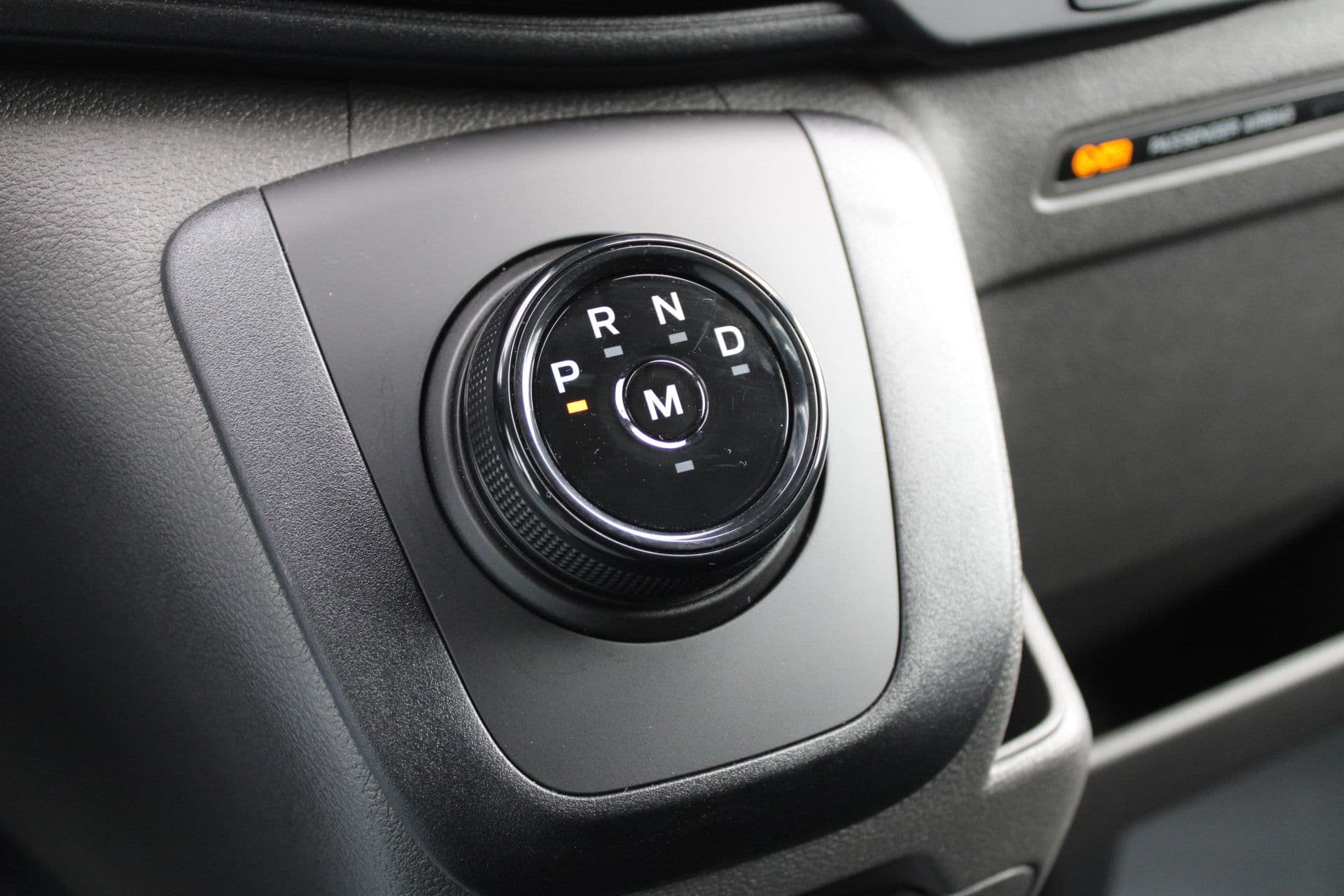 Ford Transit 350 2.0 TDCI L3H2 Limited 165pk - LUCHTVERING - ACC - Blind Spot - 360 camera - Navigatie - Stoel-Stuurverwarming - Trekhaak - Rijklaar thumbnail 23