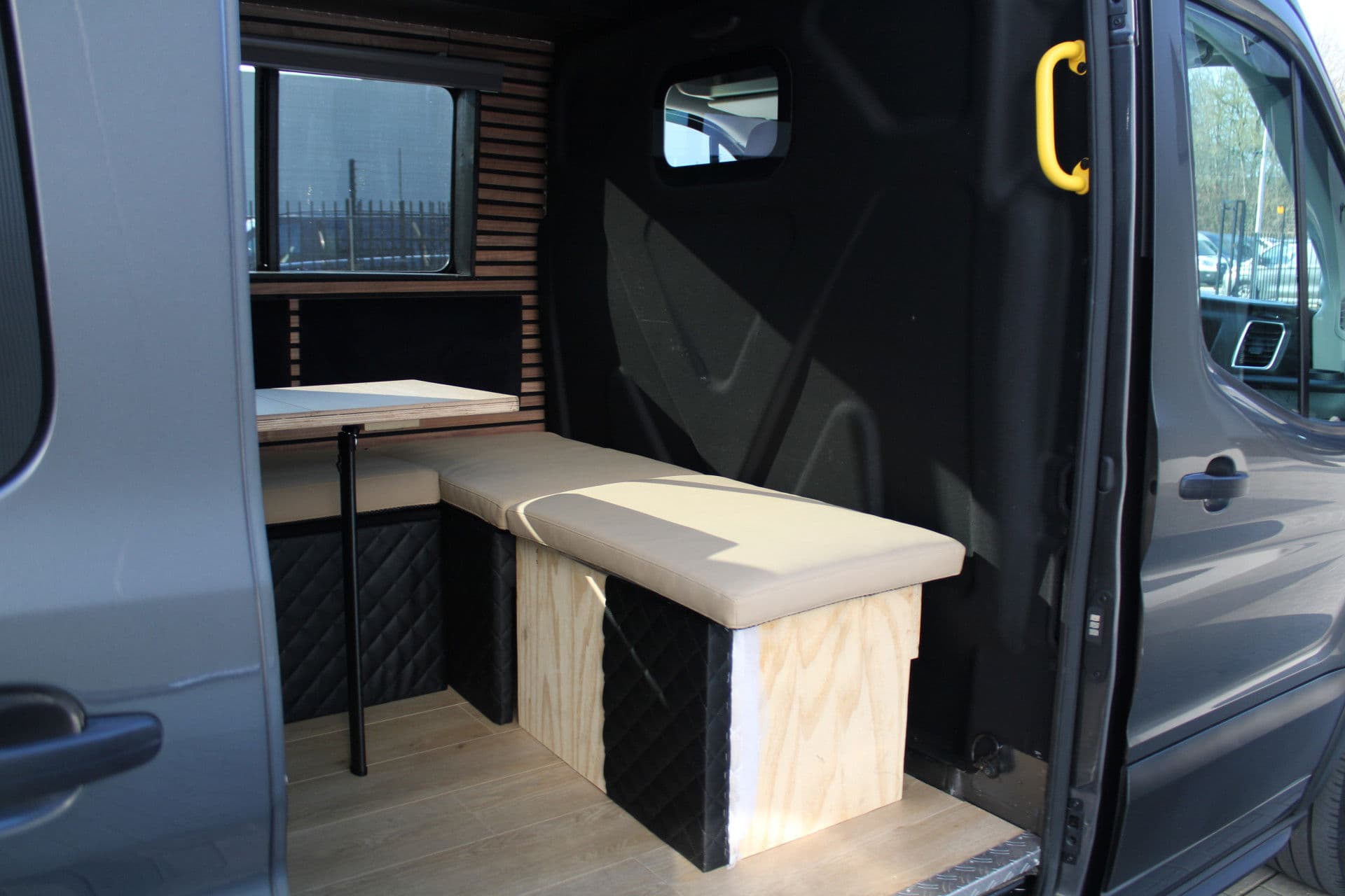 Ford Transit 350 2.0 TDCI L3H2 Trend 130pk - Camper/Grijs Kenteken - Blind Spot - ACC - Trekhaak - Stoelverwarming - Luifel - Rijklaar thumbnail 16