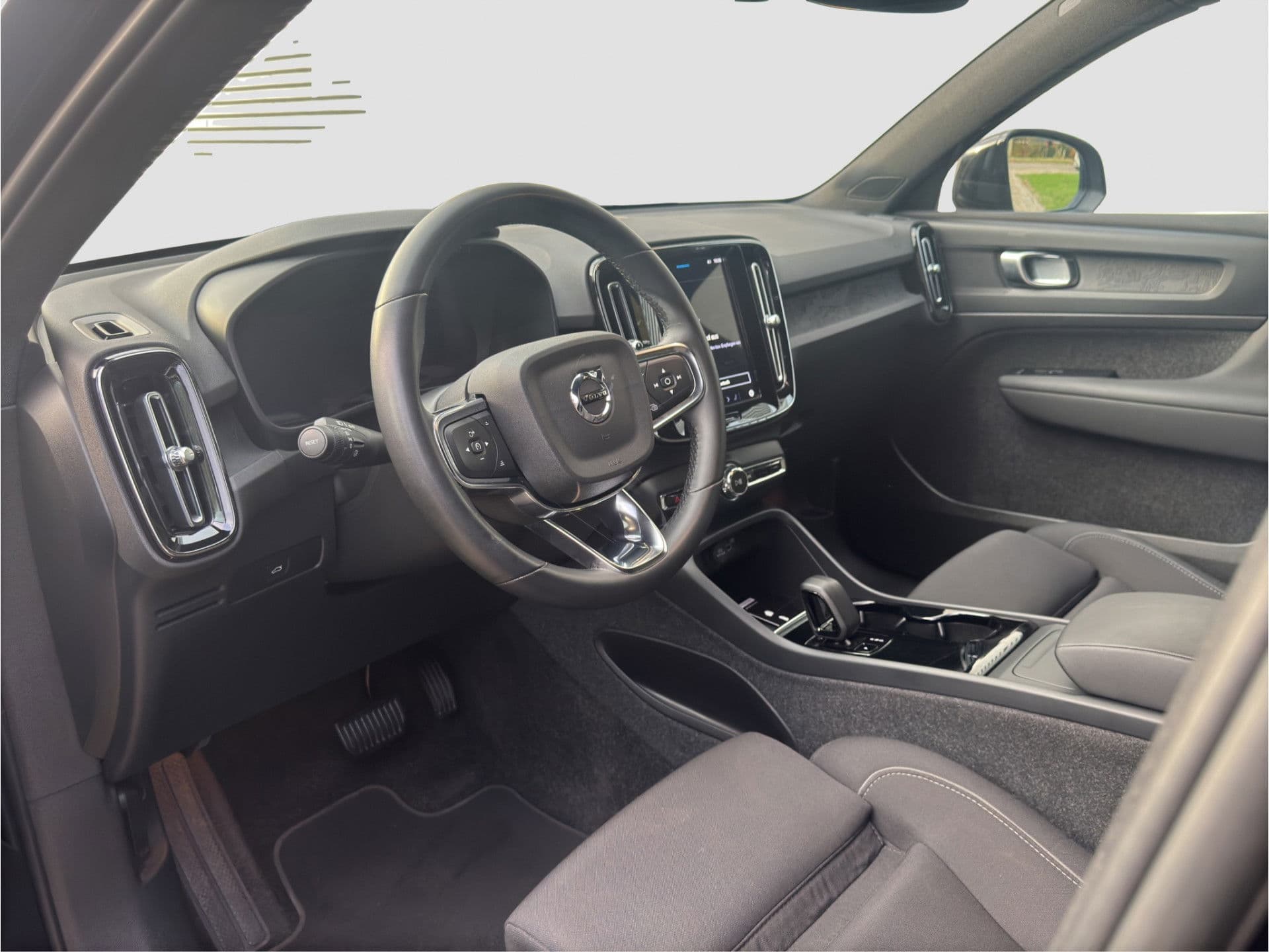 Volvo XC40 Recharge Plus | Stoelverw | 96% SOH | Camera | Pro audio thumbnail 10