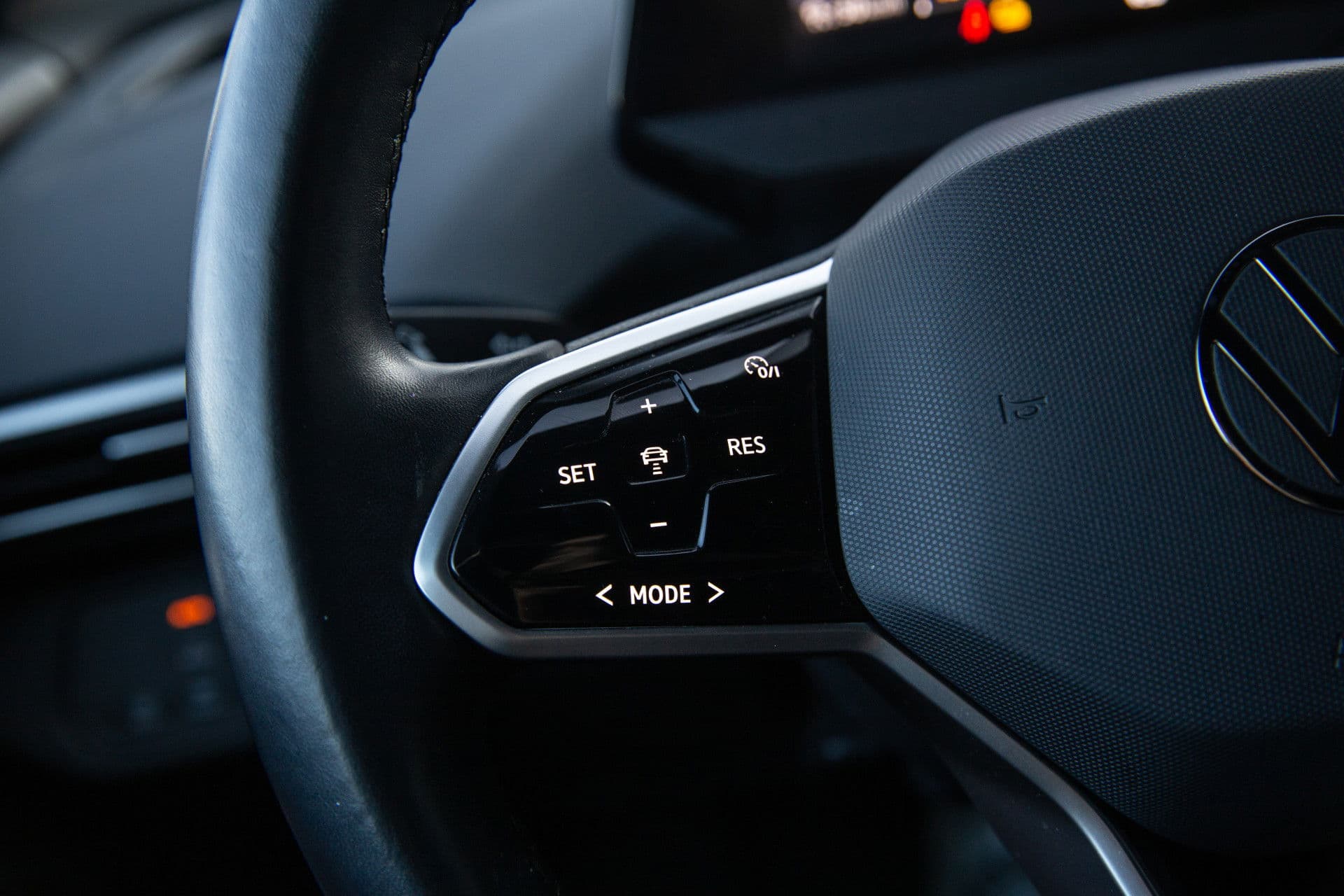 Volkswagen ID.4 Life 77 kWh , Adap. cruise, Stoel/stuurverwarming, Carplay, thumbnail 6