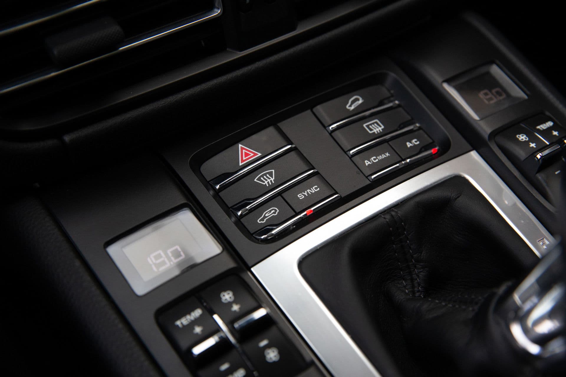 Porsche Macan 2.0 , Panoramadak, Memory, NAP, Luchtvering, thumbnail 18