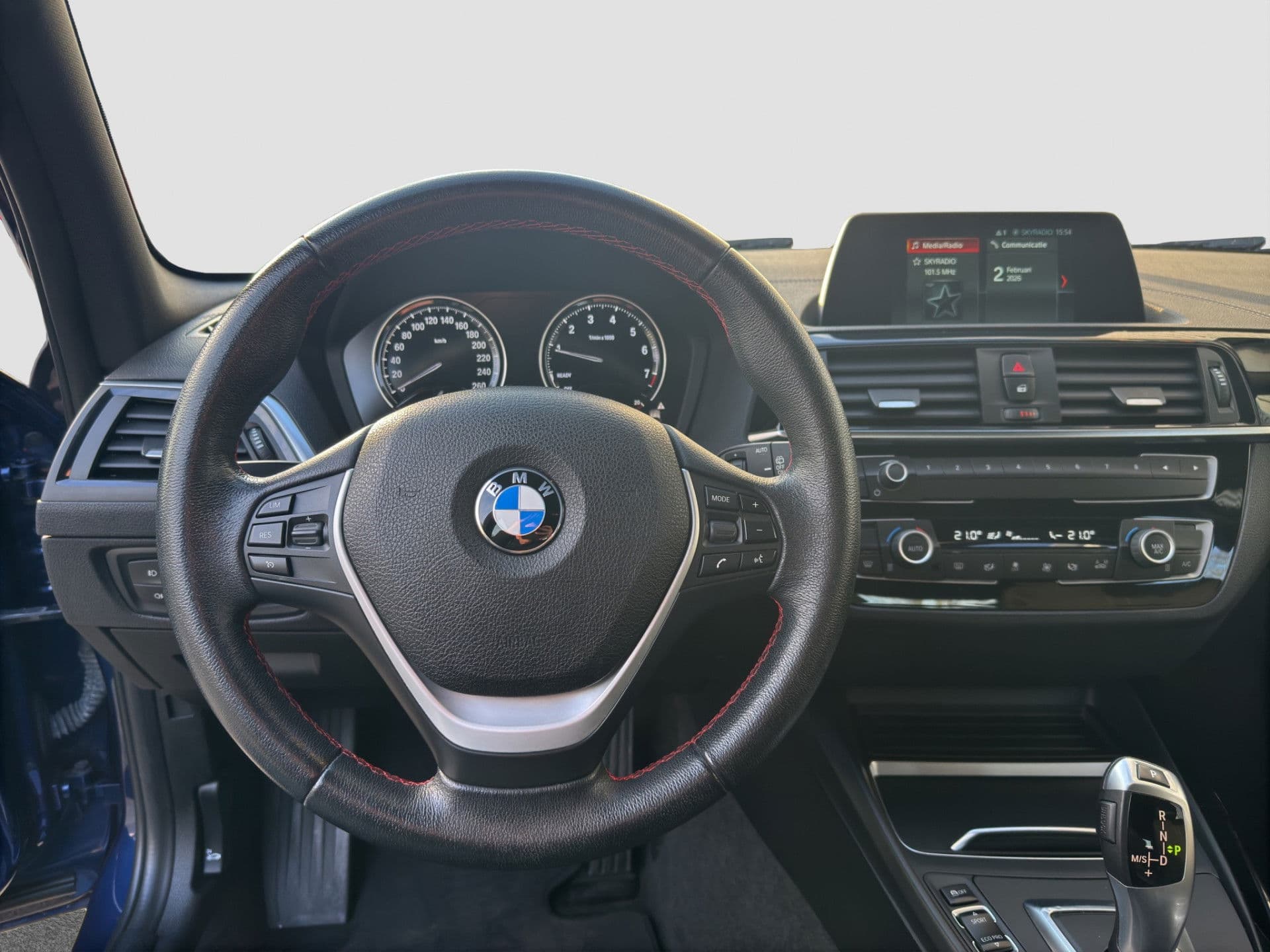 BMW 1-serie 118i Corporate Lease Executive | NL Auto | PDC | Automaat thumbnail 13