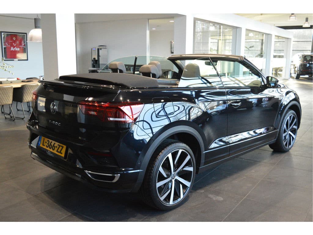 Volkswagen T-Roc Cabrio 1.5 TSI 3X R-LINE Black Style navi camera trekhaak 19 inch !! thumbnail 4