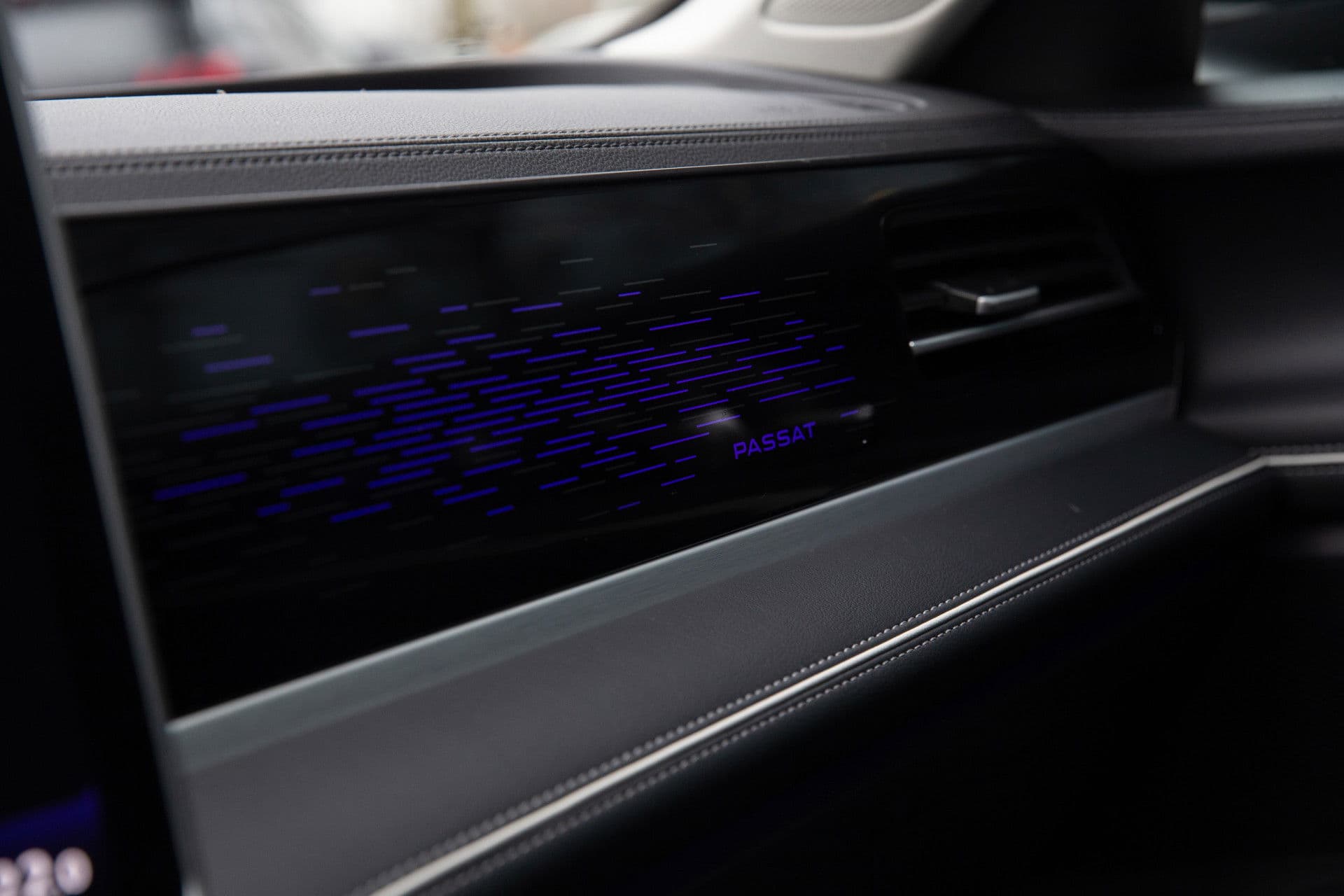 Volkswagen Passat Variant 1.5 eTSI Elegance Business , Adap. cruise, Stoel/stuurverwarming, Head-up display, thumbnail 26