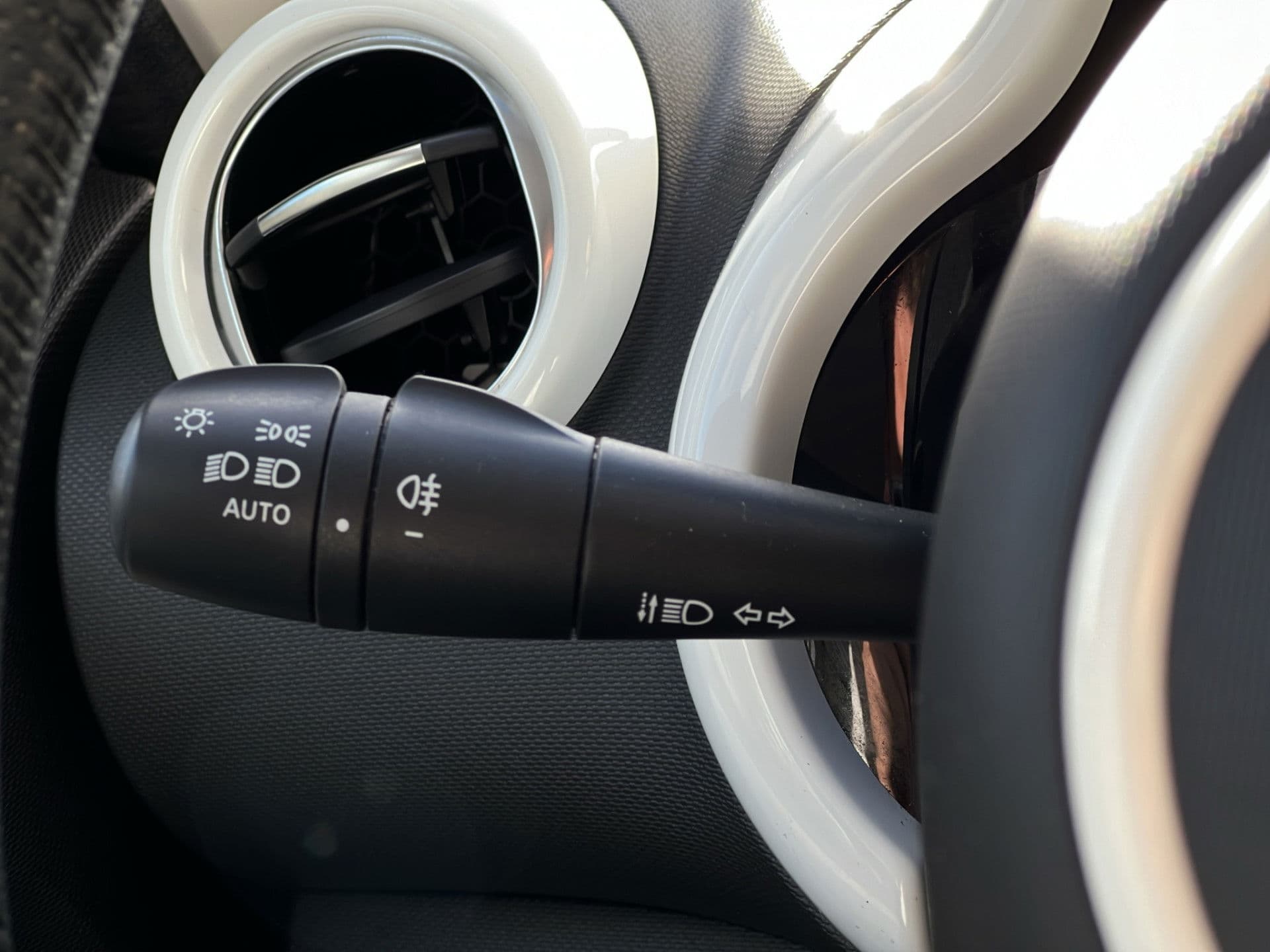 Renault Twingo 1.0 SCe Collection | Bluetooth | Cruise thumbnail 21