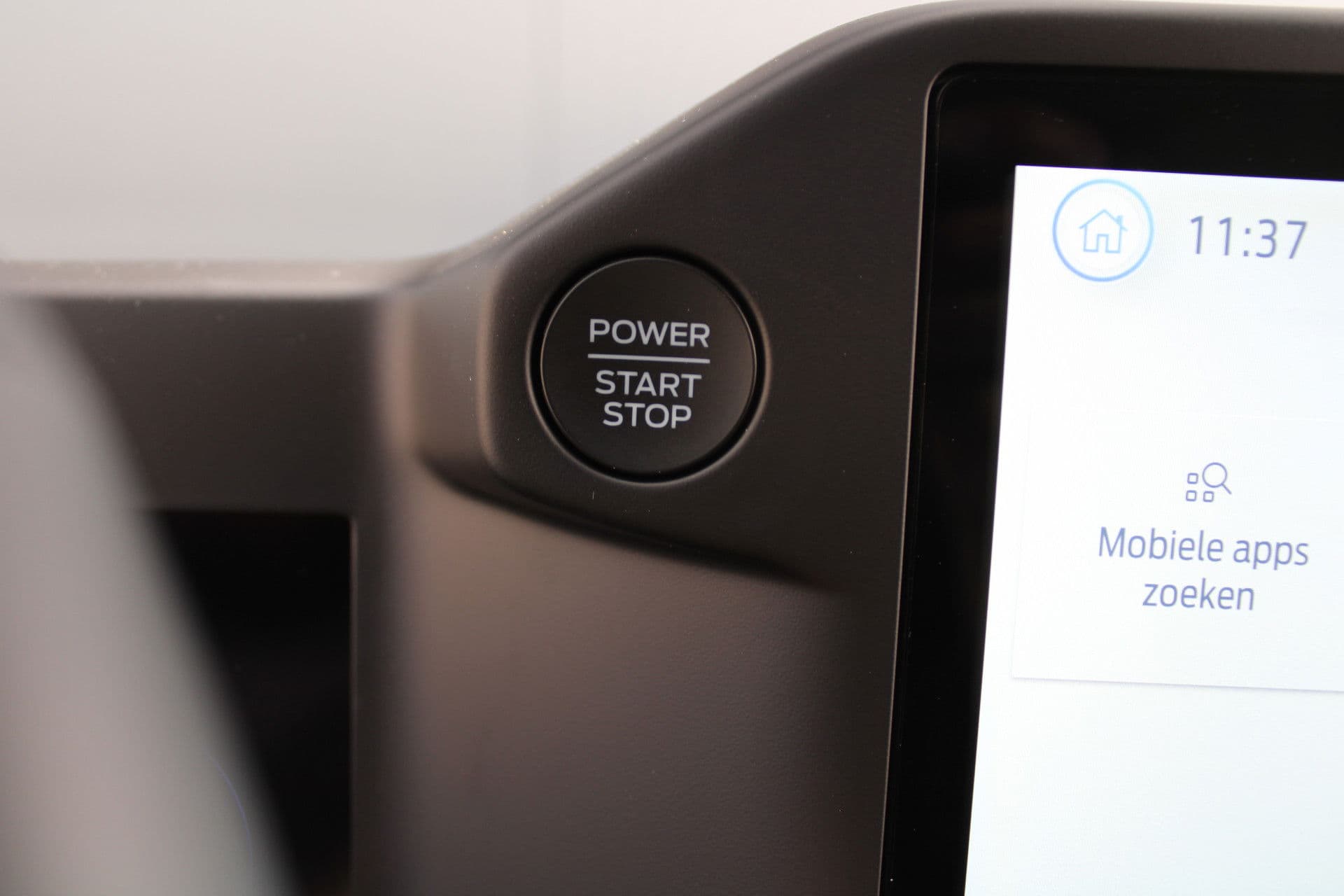 Ford Transit Custom 320 2.5 PHEV L2H1 Trend 232pk - 5 jaar GARANTIE - 2x Schuifdeur - Adaptive Cruise - Blind Spot - Navigatie - Camera - Verwarmd Stuur - Rijklaar thumbnail 26