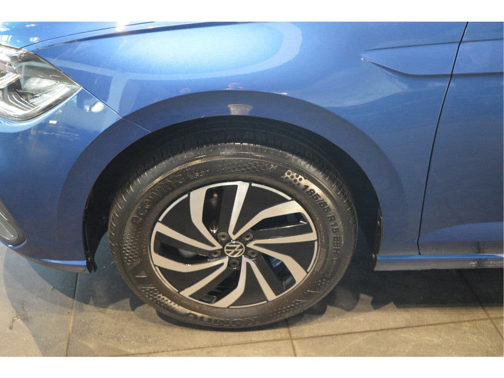 Volkswagen Polo 1.0 TSI Life Edition carplay camera led pdc 95 pk !! thumbnail 9