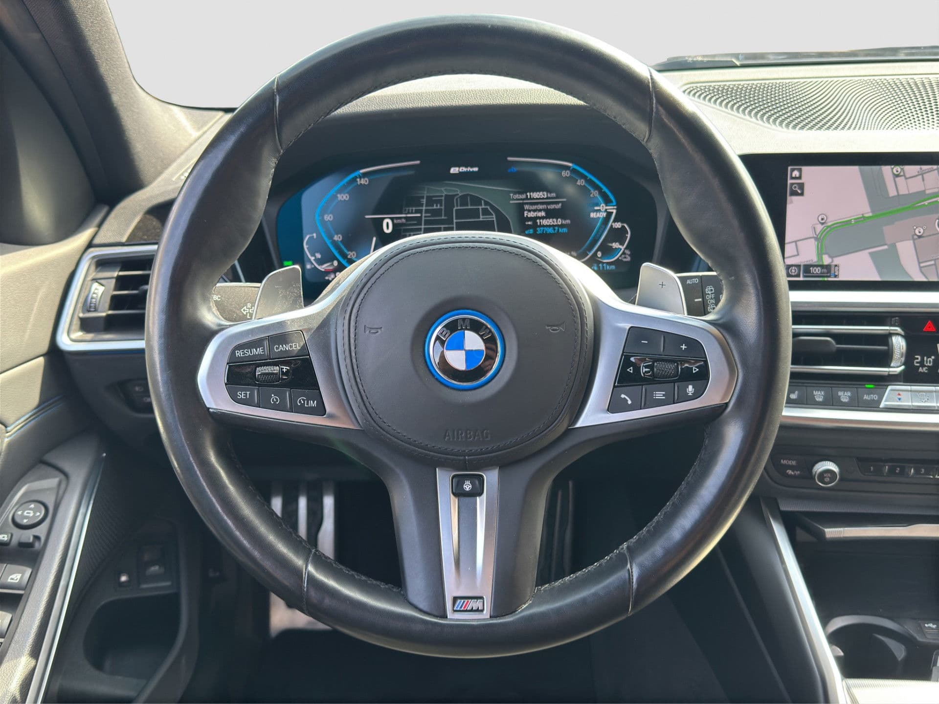 BMW 3 Serie Touring 320e High Executive M-Sport | Head-Up | 19'' | Laser LED | Half leder thumbnail 11