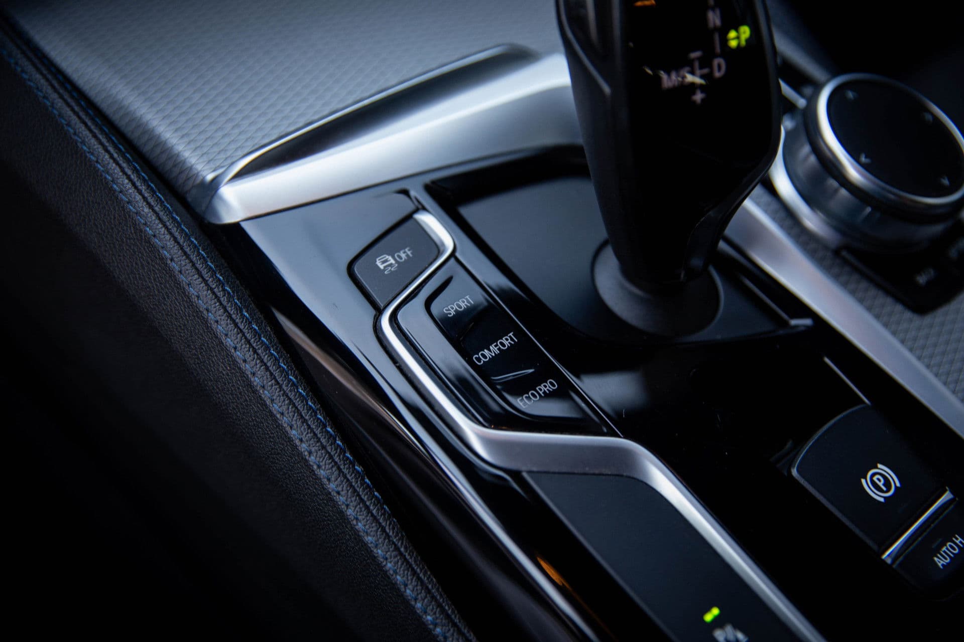 BMW 5 Serie Touring 520d Executive, , M-sport, Trekhaak, Navigatie, BMW Display Key, Origineel Nederlands thumbnail 26