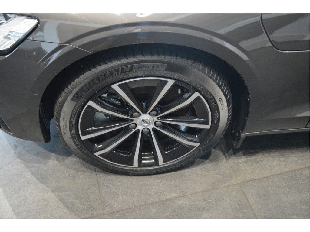 Volvo V60 2.0 T6 Plug-in hybrid AWD Plus Dark leer trekhaak !! thumbnail 10