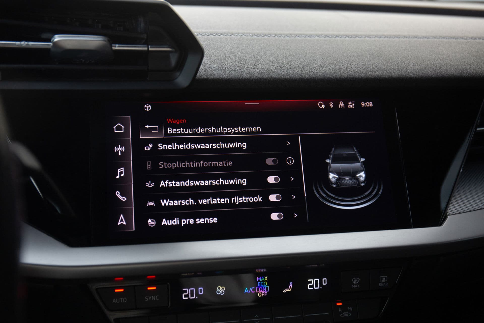 Audi A3 Sportback 35 TFSI S edition , S-line, NL-Auto, Afgevlakt stuur thumbnail 13