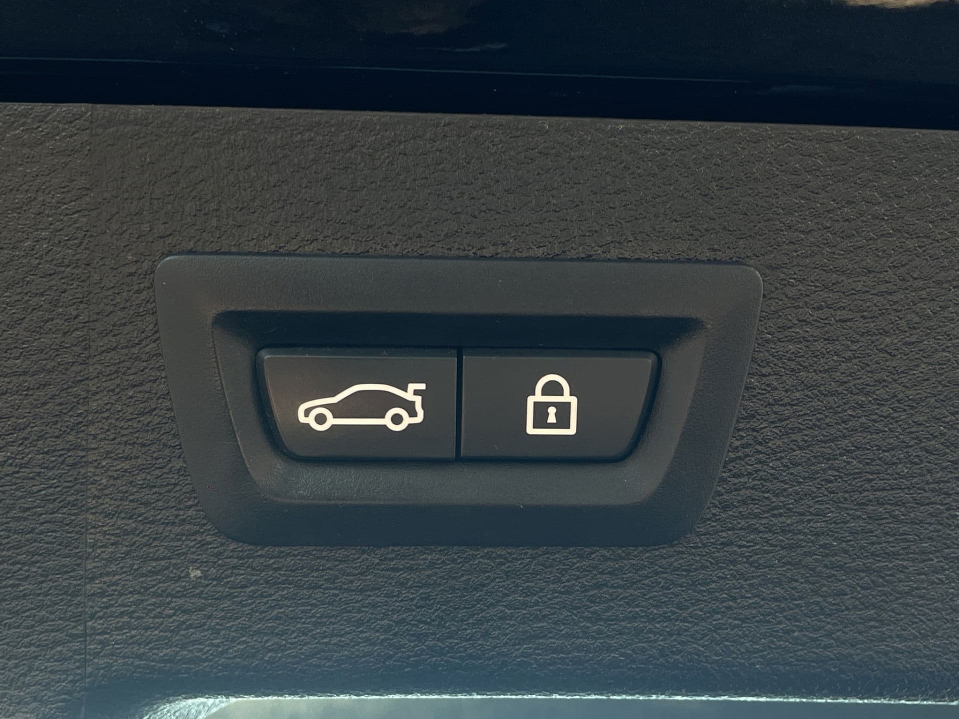 BMW X6 M | Pano | H&K | Memory | Trekhaak | Elek achtkl | thumbnail 35