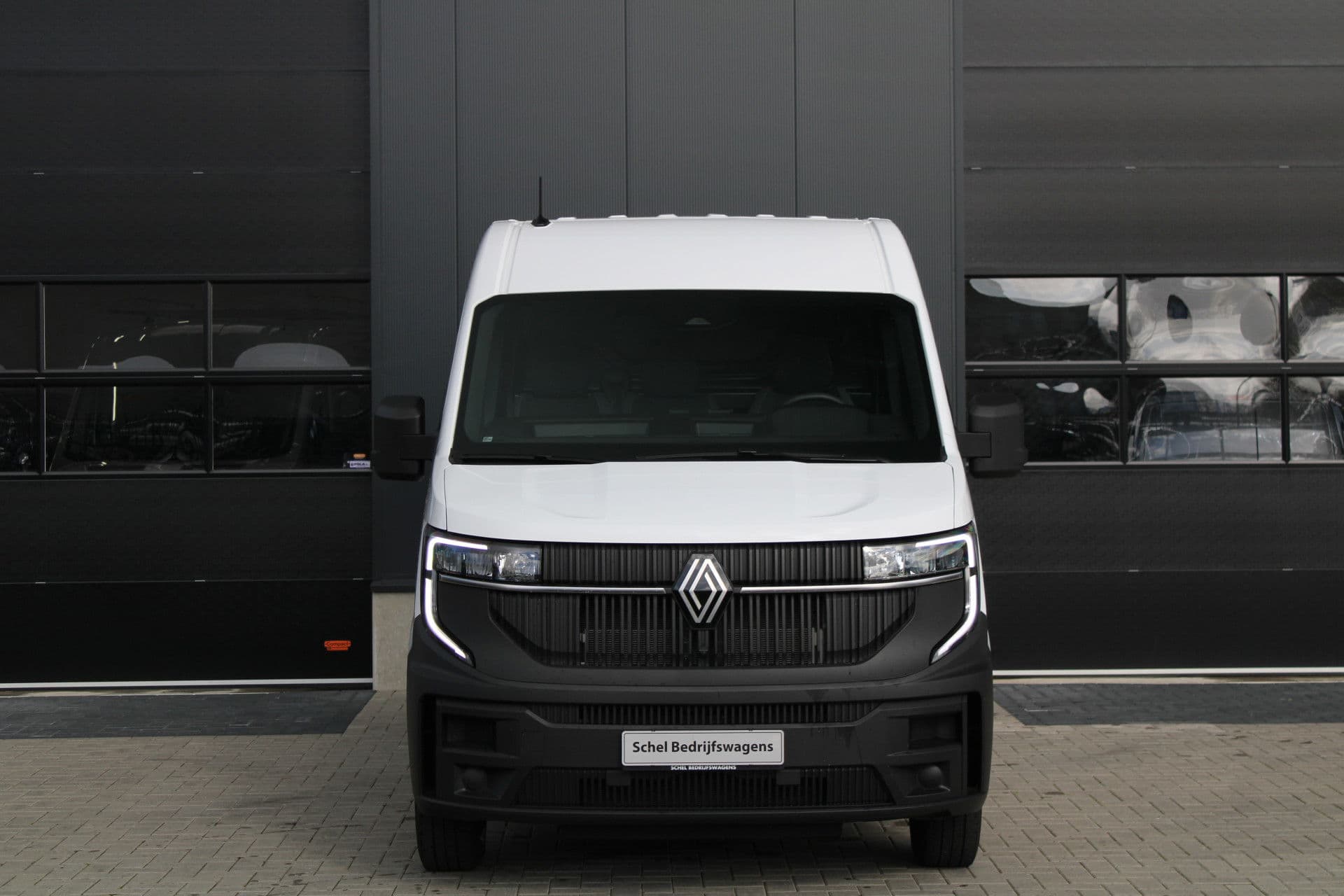 Renault Master T35 2.0 dCi 130 L2H2 Start 131pk - Cruise - PDC - LED - Carplay/Android - Rijklaar thumbnail 2