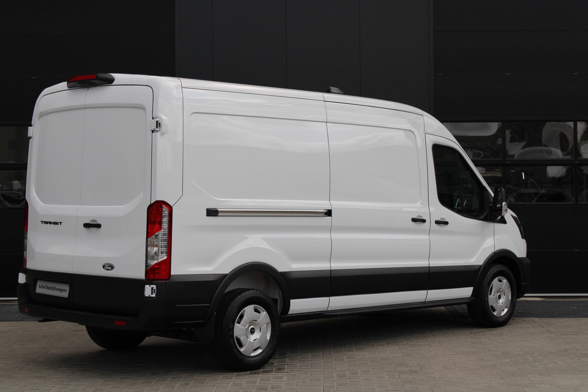 Ford Transit 350 2.0 TDCI L3H2 Trend 130pk Trend - Facelift - Xenon - Carplay - Android - Camera - Airbag Passagier - Rijklaar thumbnail 5