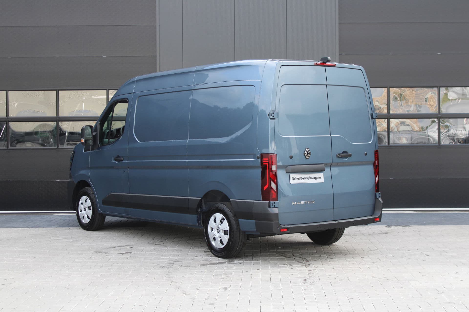 Renault Master T35 2.0 dCi 170pk L2H2 Extra - Navigatie - Blind Spot - Camera - Stoelverwarming - Verwarmde voorruit - Rijklaar thumbnail 13