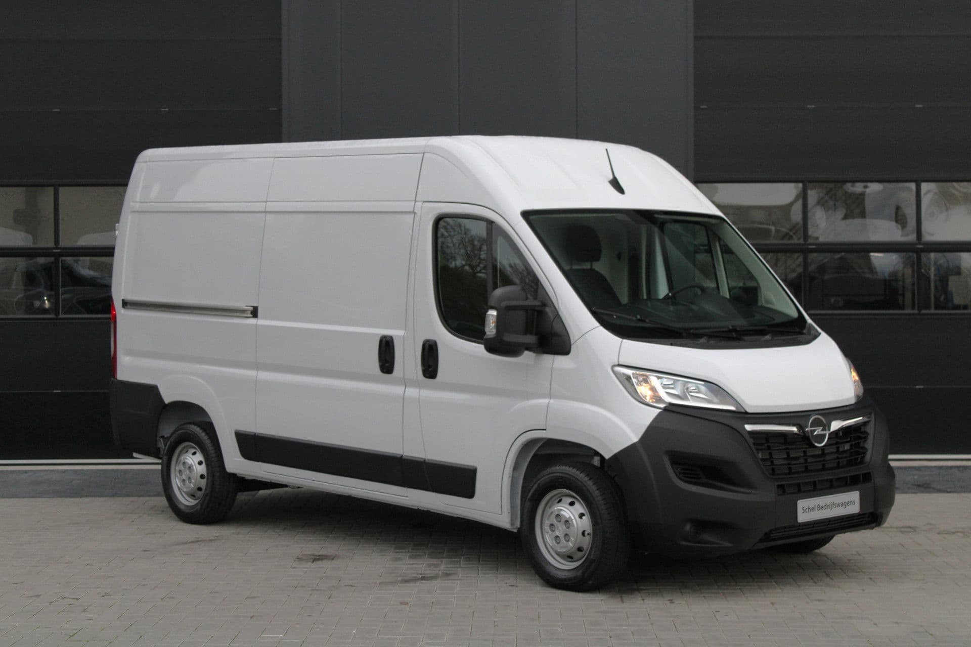 Opel Movano 33 2.2 CDTI 140pk L2H2 - Airco - Camera - Cruise - Blind Spot - 270 deuren - Rijklaar thumbnail 4