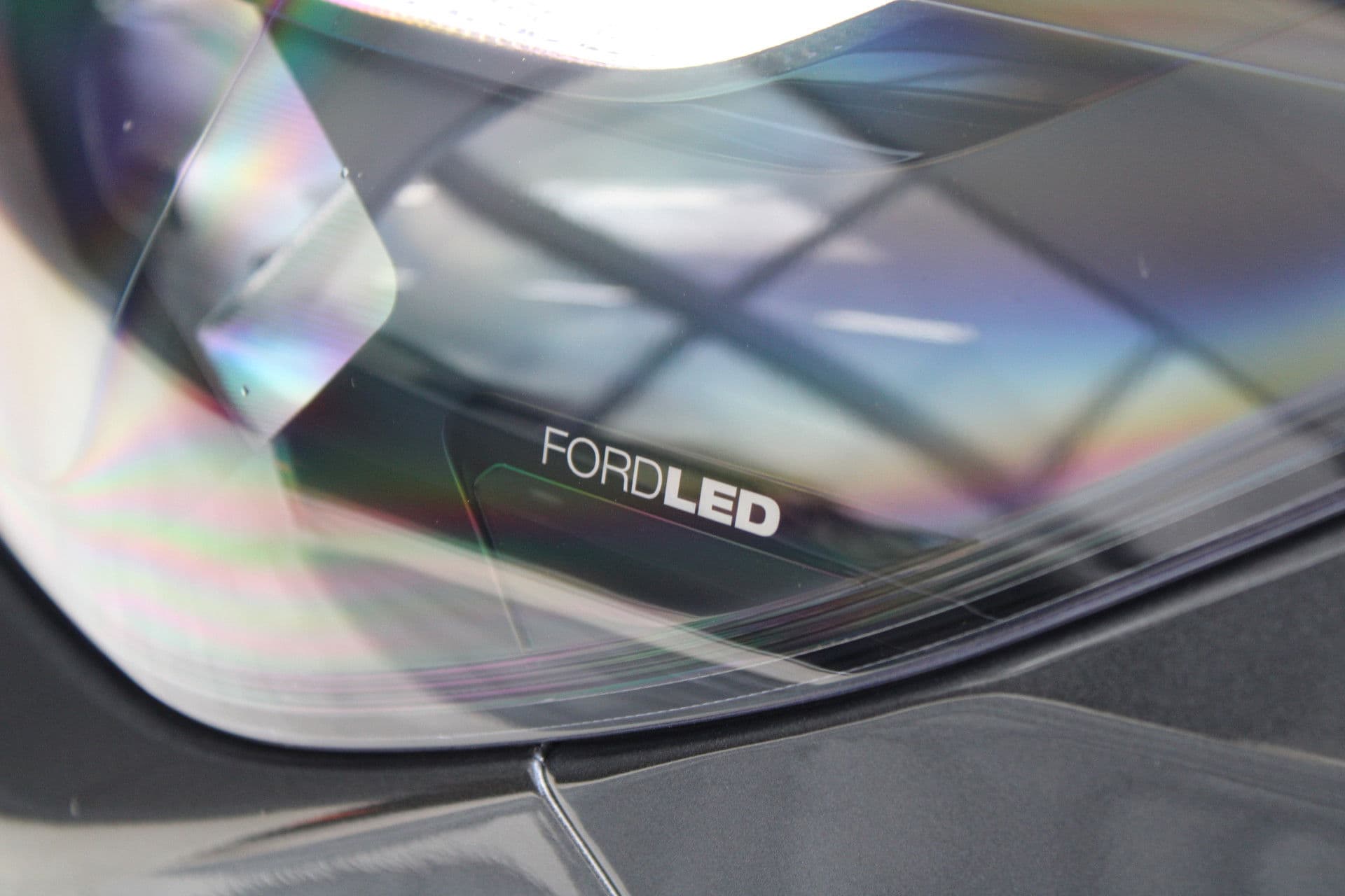 Ford Transit Custom 320 2.0 TDCI L2H1 Limited 150pk - Adaptive Cruise - Verwarmd stuur - Blind spot - Navigatie - Camera - Draadloos laden - Rijklaar thumbnail 20