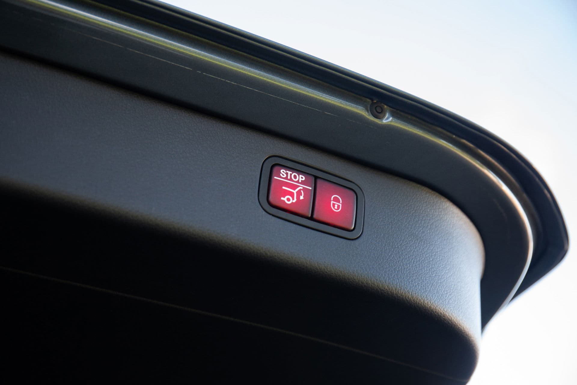 Mercedes-Benz C-Klasse Estate 300 e AMG Line , Panoramadak, Sfeerverlichting, 3D-camera, HUD thumbnail 30