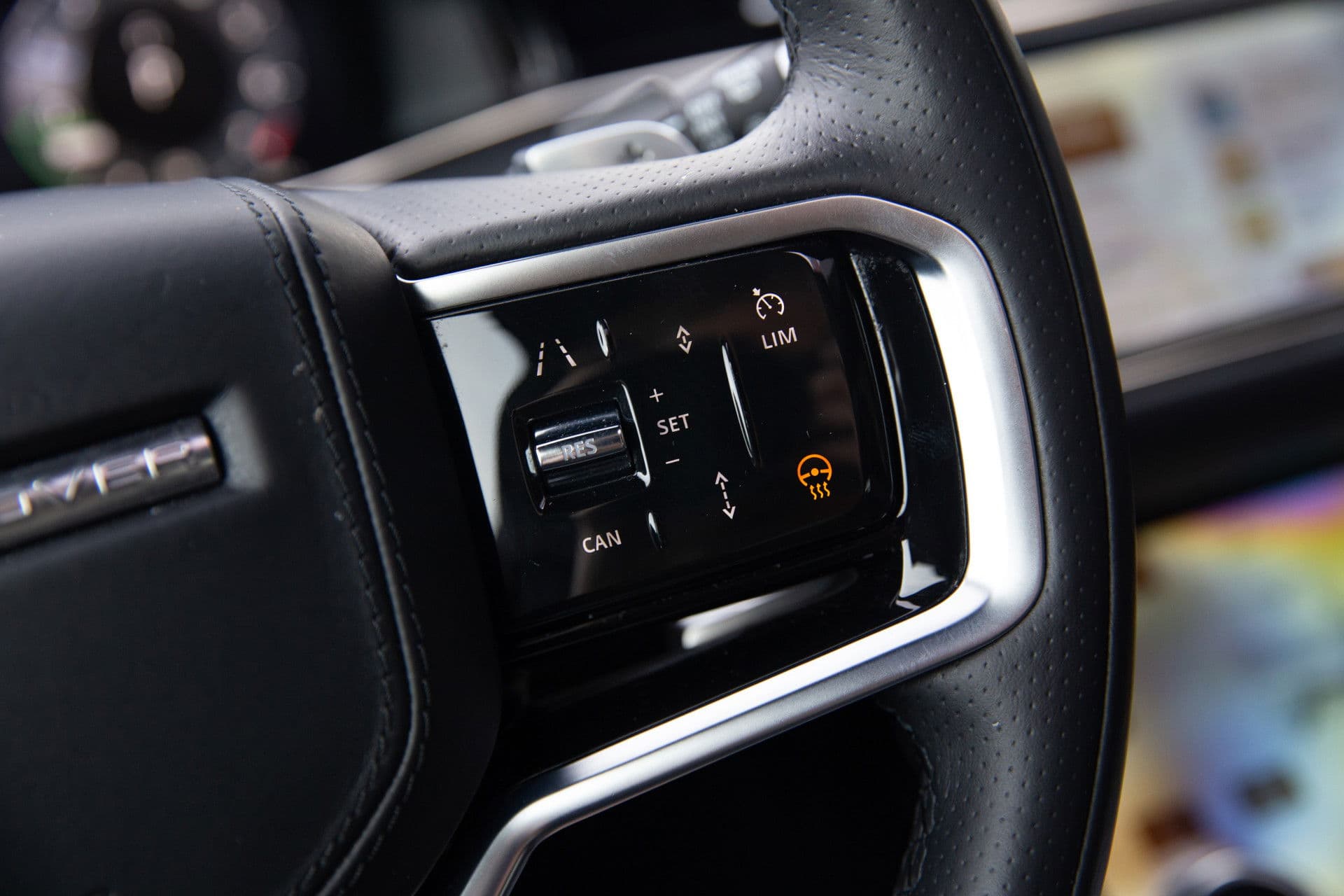 Land Rover Range Rover Evoque 1.5 P300e AWD R-Dynamic HSE Autobiography , Panoramadak, Meridian, Stoelventilatie, Head-up Display thumbnail 13