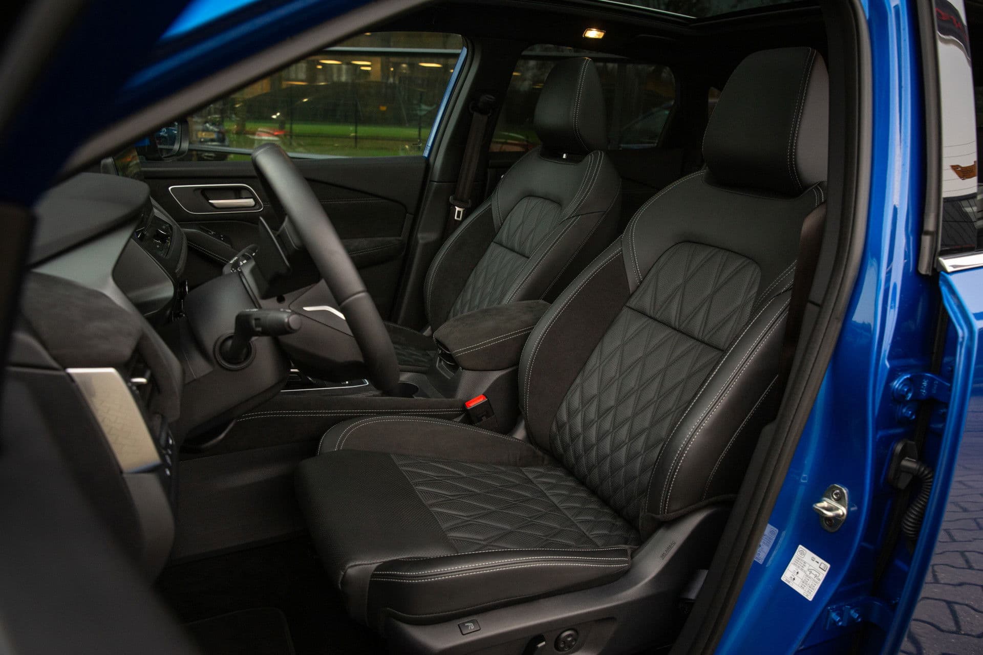 Nissan QASHQAI 1.3 MHEV Xtronic Tekna Plus , 3D-camera, Panoramadak, Head-up display, Sfeerverlichting, thumbnail 3