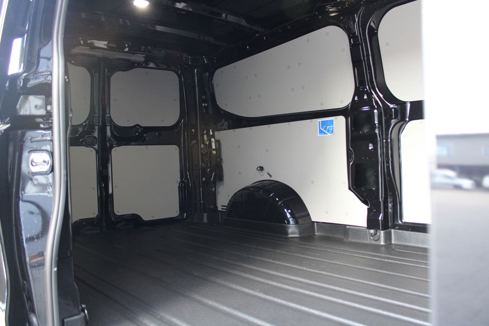 Ford Transit Custom 320 2.0 TDCI L2H1 Limited 150pk - Adaptive Cruise - Verwarmd stuur - Blind spot - Navigatie - Camera - Draadloos laden - Rijklaar thumbnail 22