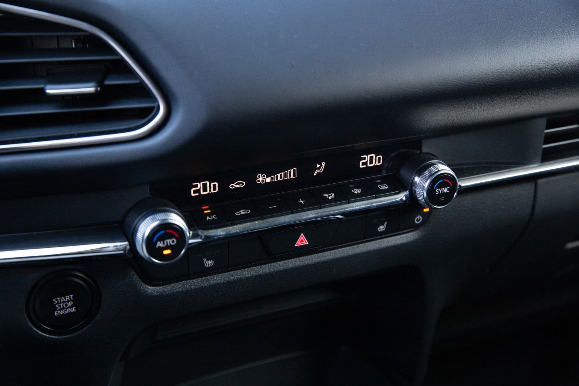 Mazda CX-30 2.5 e-SkyActiv-G M Hybrid Homura , Head-up display, Adap. cruise, thumbnail 14