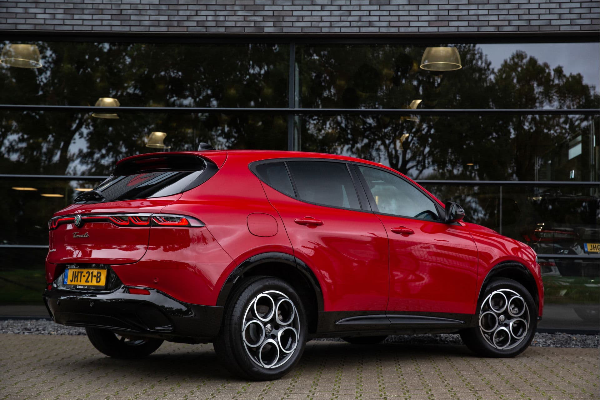 Alfa Romeo Tonale 1.3T PHEV Sprint , Adaptive cruise, Camera, thumbnail 2