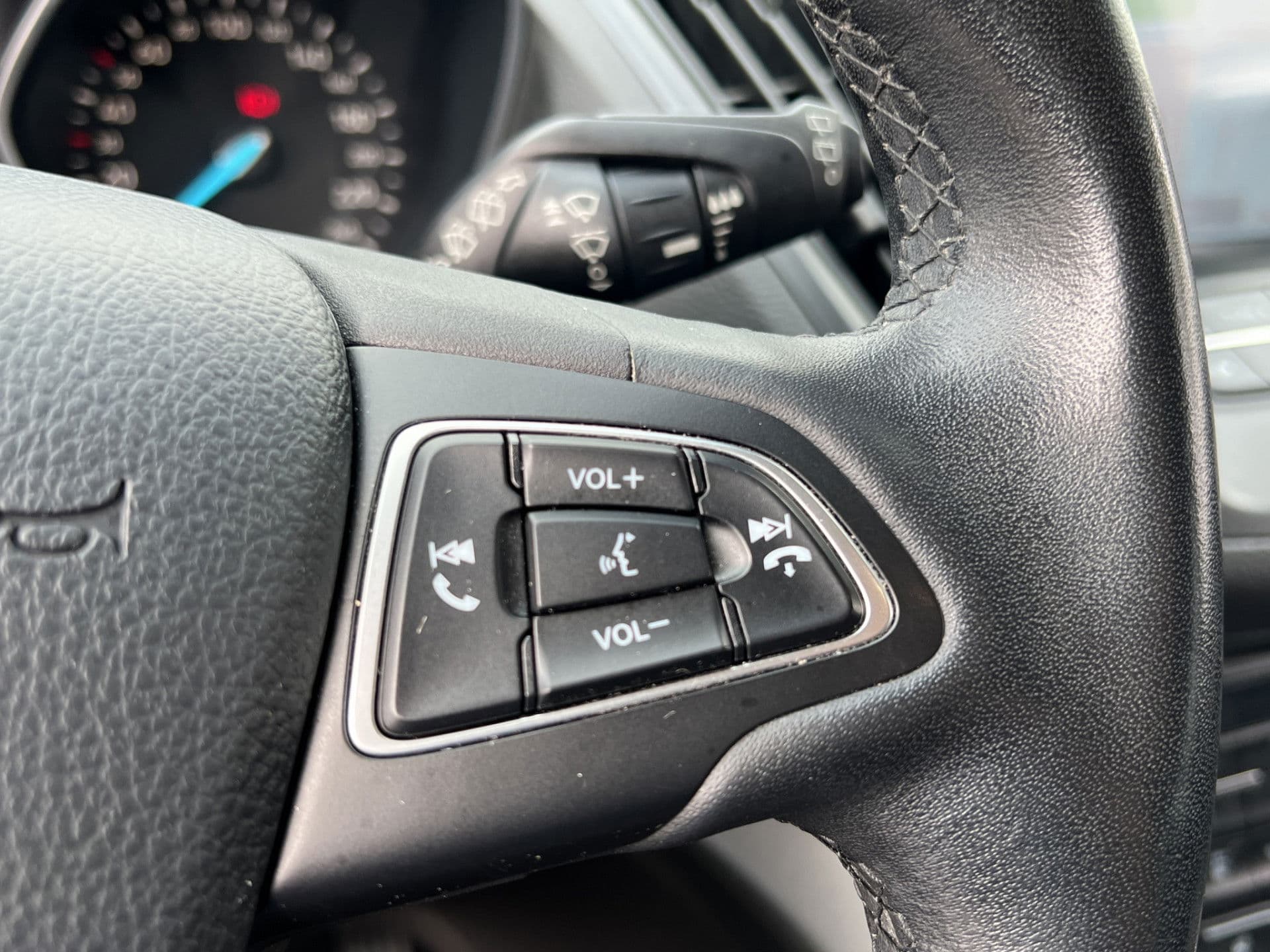 Ford Kuga 1.5 Titanium | Trekhaak | Cruise | Navi thumbnail 15