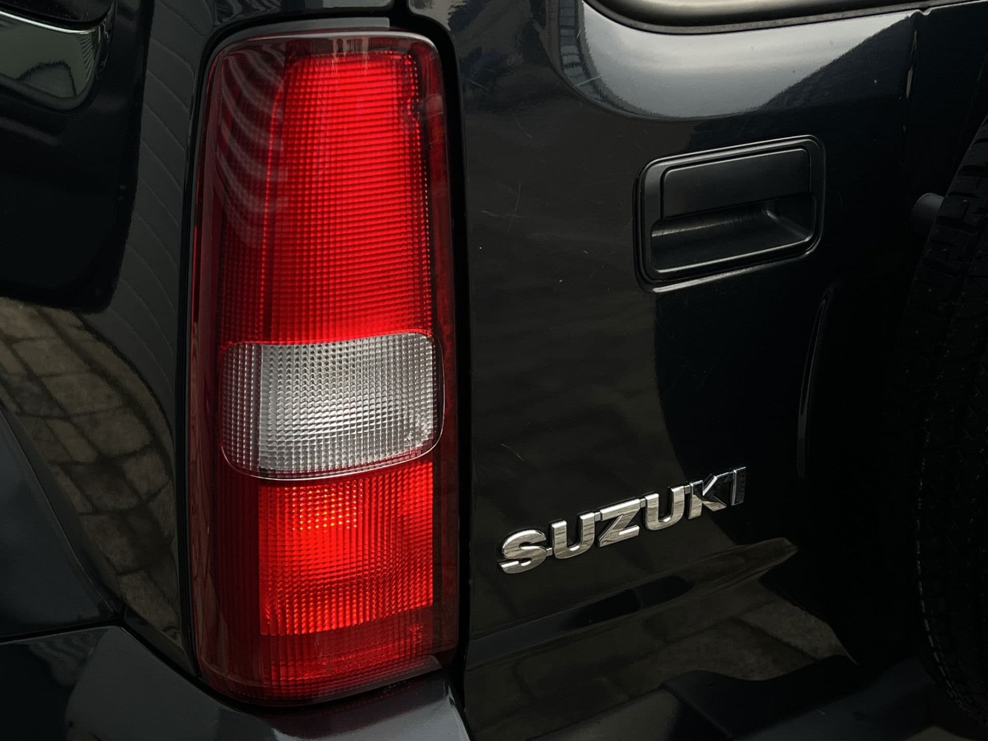 Suzuki Jimny 1.3 Exclusive | 4WD | 4-Persoons | Trekhaak thumbnail 10