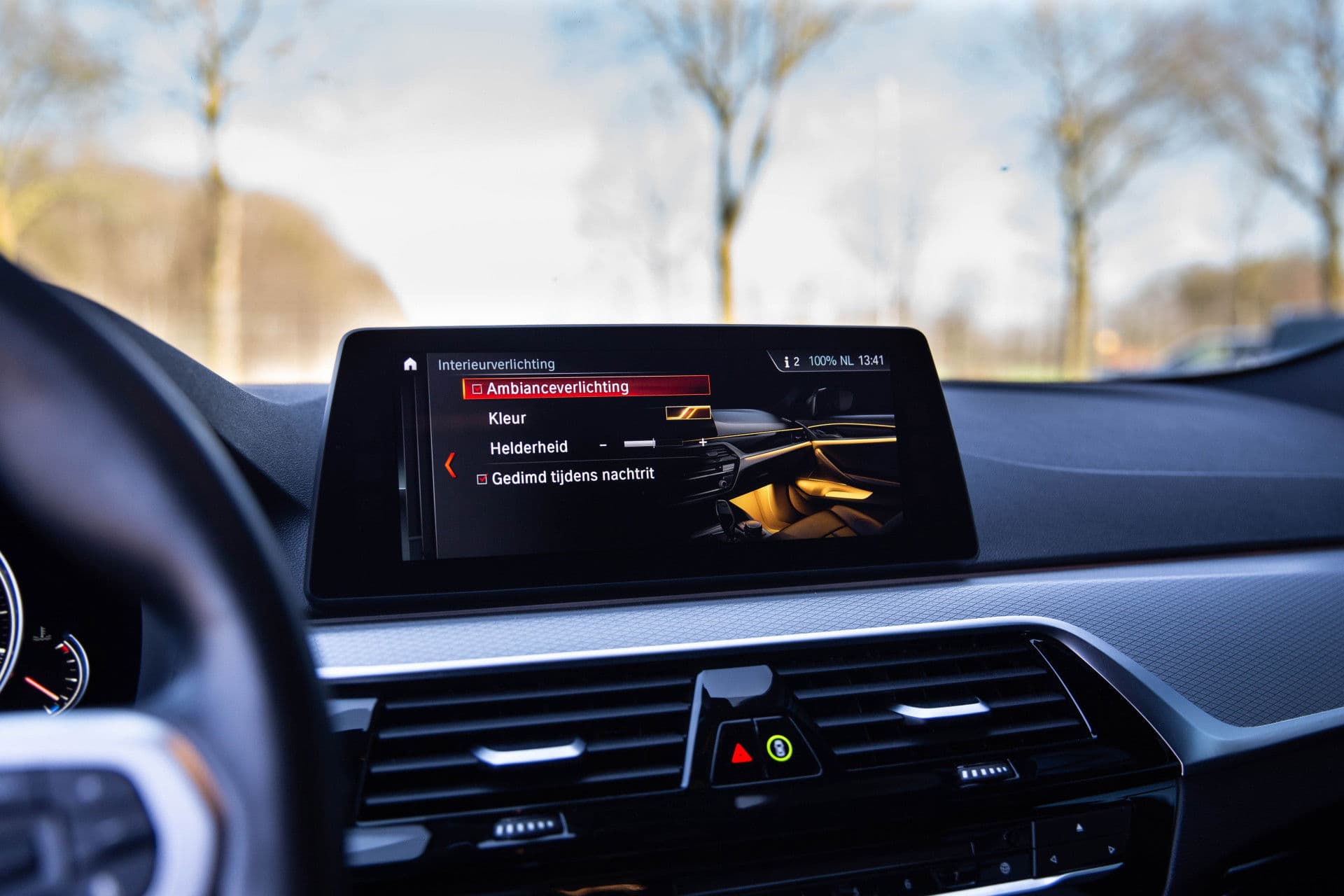 BMW 5 Serie Touring 520d Executive, , M-sport, Trekhaak, Navigatie, BMW Display Key, Origineel Nederlands thumbnail 19