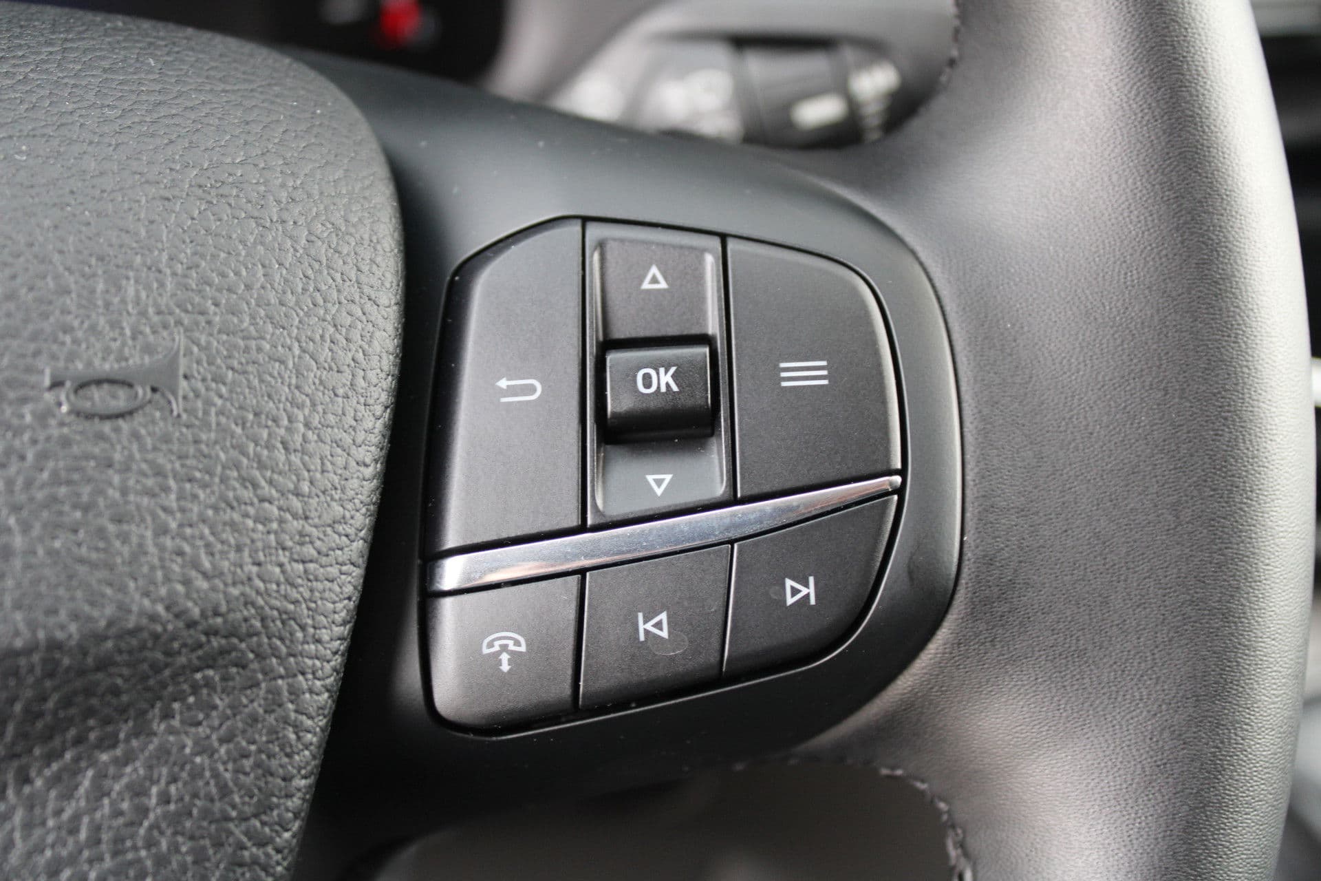 Ford Transit 350 2.0 TDCI L3H2 Trend 165pk - Facelift - 2x Schuifdeur - 360 Camera - Trekhaak - ACC - Stoel & Stoelverwarming - Blind Spot - Navi - 270gr deuren - Rijklaar thumbnail 25