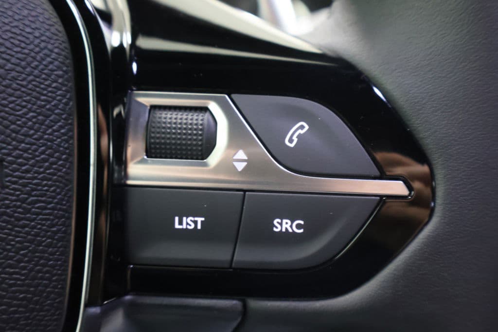 Peugeot 2008 1.2 Hybride 145 Allure | 360 Camera | Luxe thumbnail 20