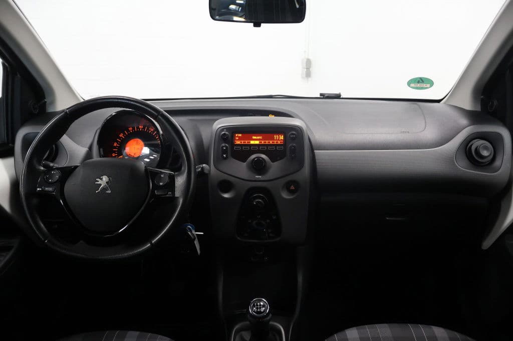 Peugeot 108 1.0 e-VTi Allure TOP thumbnail 18