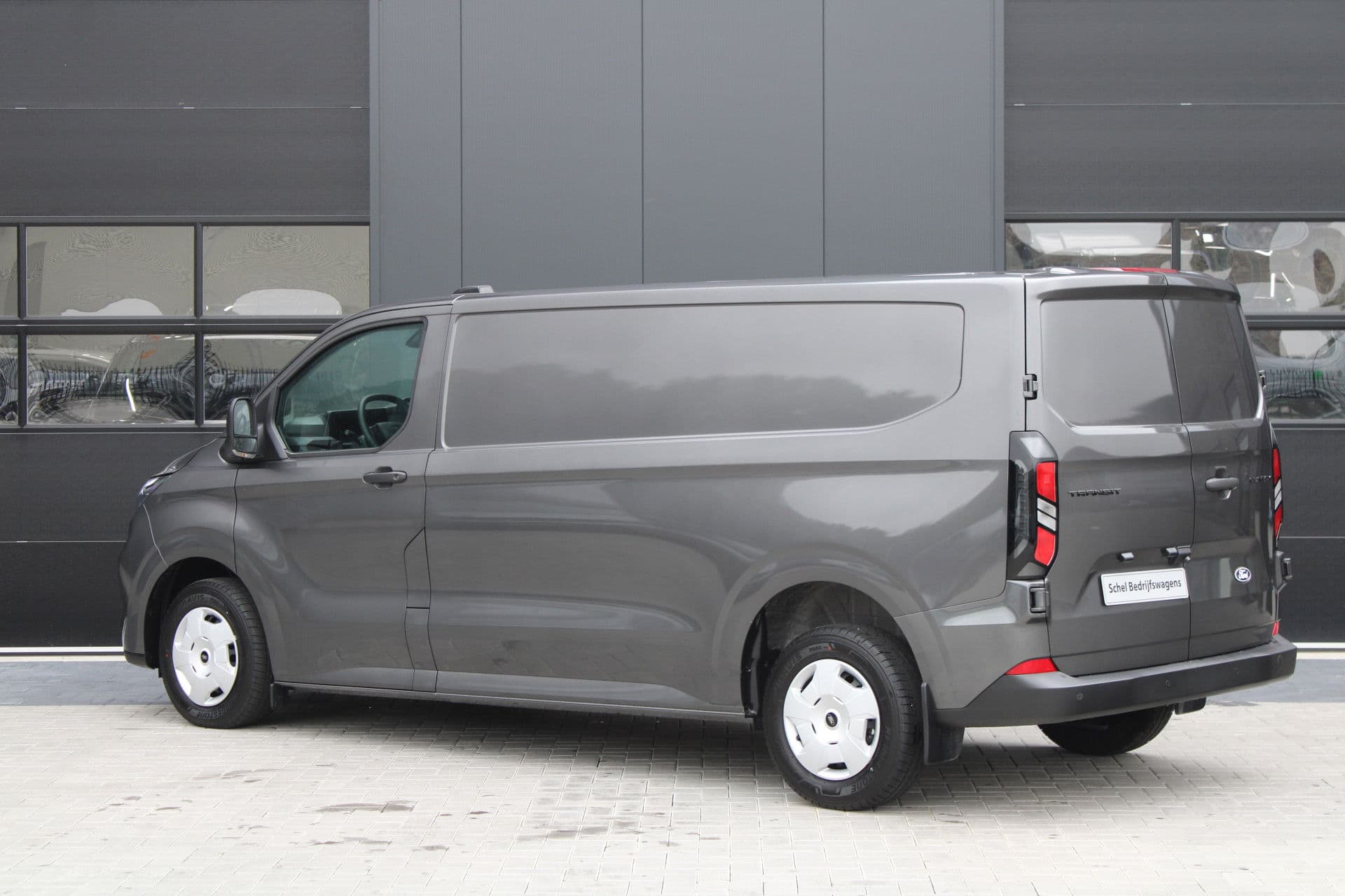 Ford Transit Custom 320 2.0 TDCI L2H1 Trend 136pk - Carplay - Android - LED koplampen - Stoelverwarming - 70l tank - Rijklaar thumbnail 9