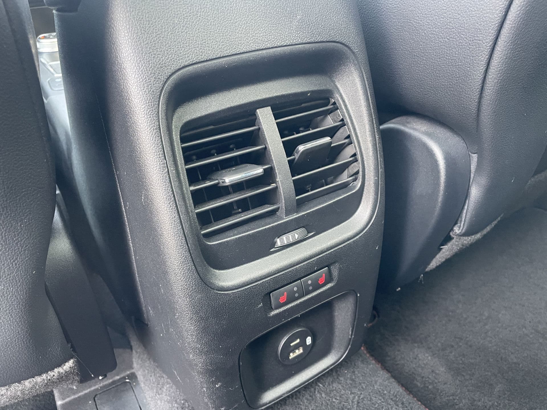 Ford Kuga 2.5 PHEV ST-Line X | Pano | Trekhaak | Winterpack | B&O thumbnail 22