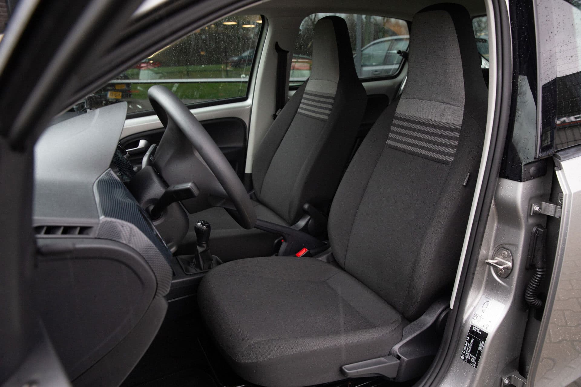 Volkswagen Up! 1.0 thumbnail 3