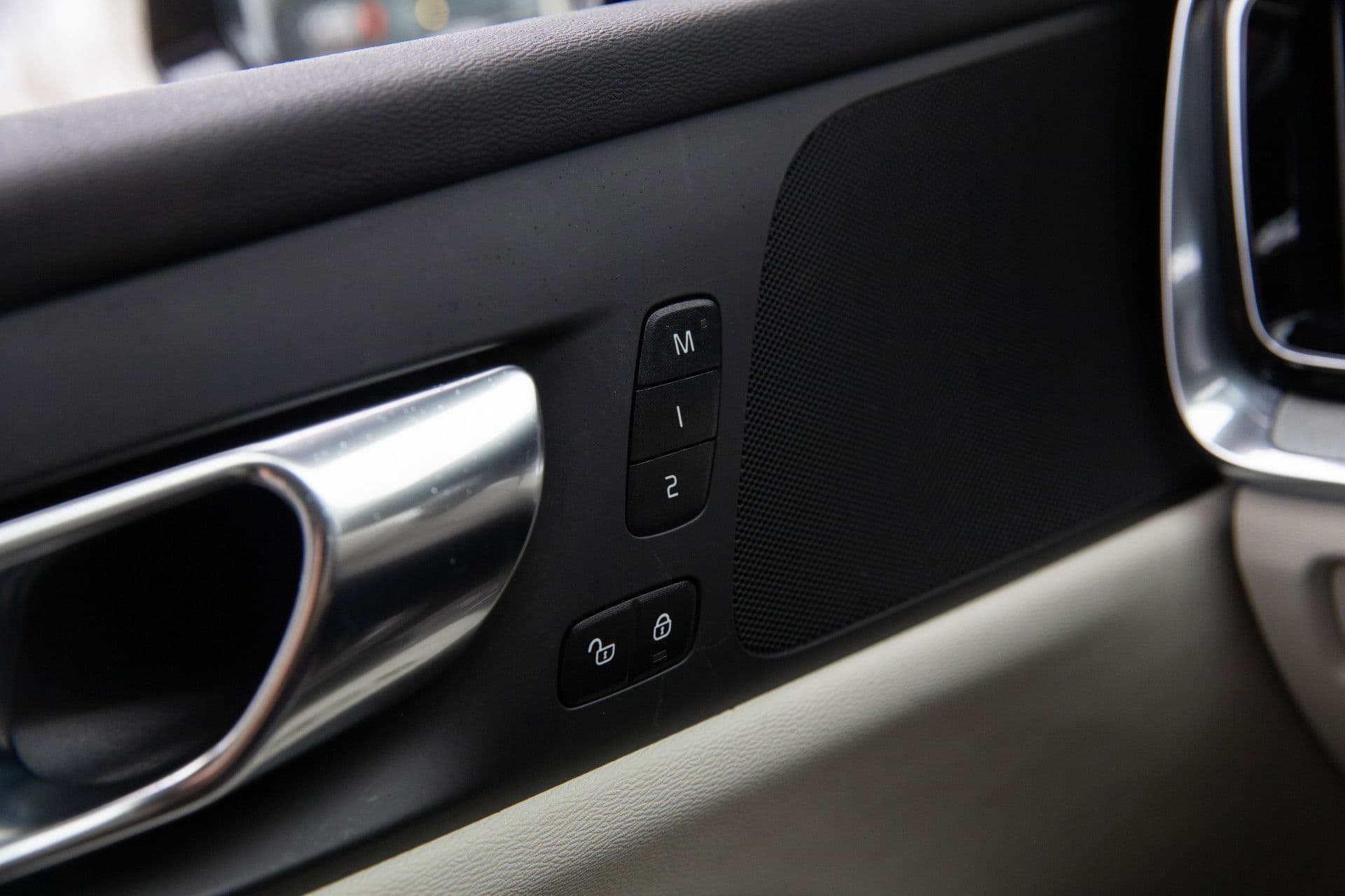 Volvo V60 2.0 T6 Plug-in hybrid AWD Plus Bright , Panoramadak, Adap. cruise, Stoel/stuurverwarming, thumbnail 22