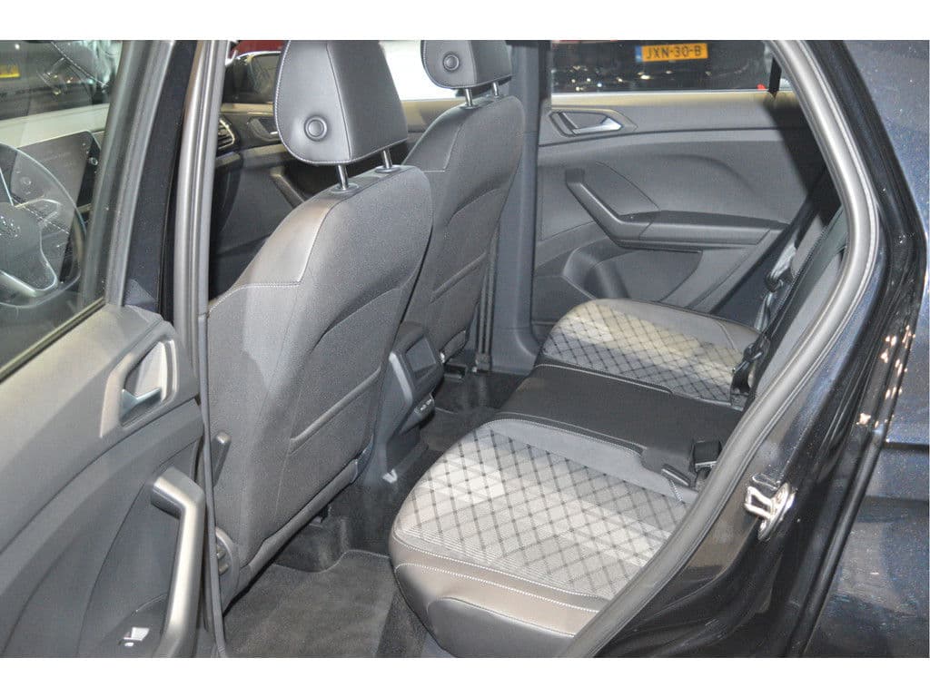 Volkswagen T-Cross 1.0 TSI 2X R-LINE navi clima camera led pdc 17 inch !! thumbnail 24