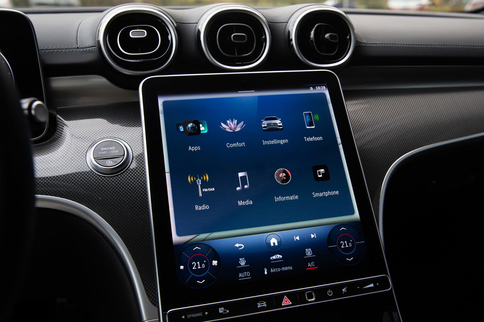 Mercedes-Benz C-Klasse Estate 200 Launch Edition AMG Line , Virtual cockpit, Leer, Sfeerverlichting, thumbnail 14